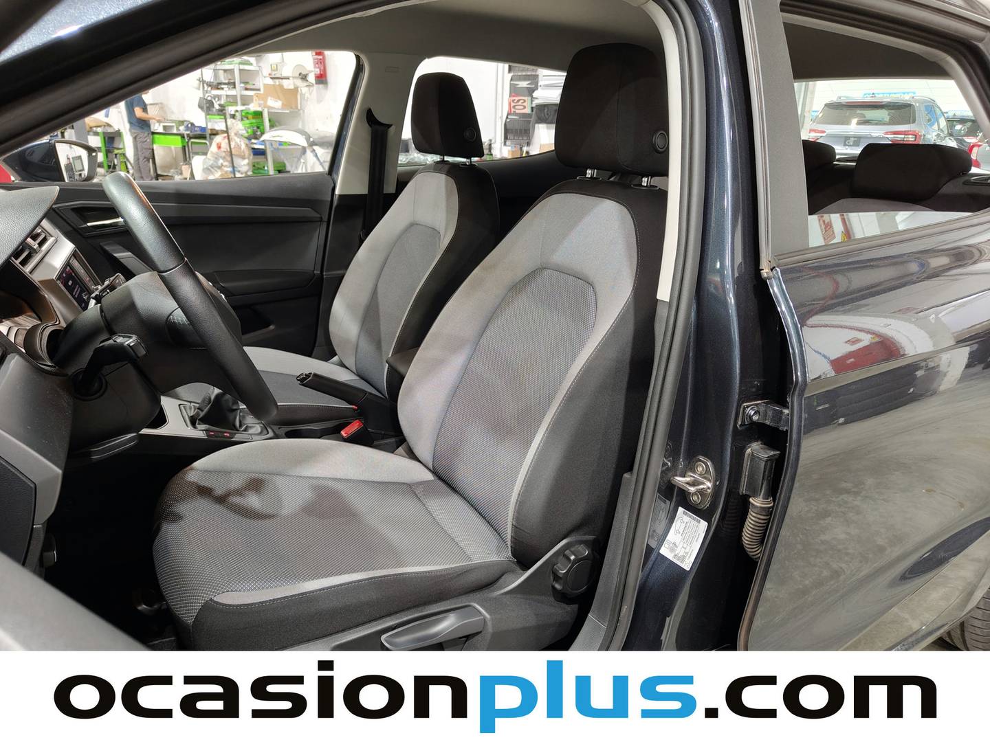 Foto asientos delanteros Seat Ibiza Seat Ibiza 1.0 TSI Style Plus (95 CV)