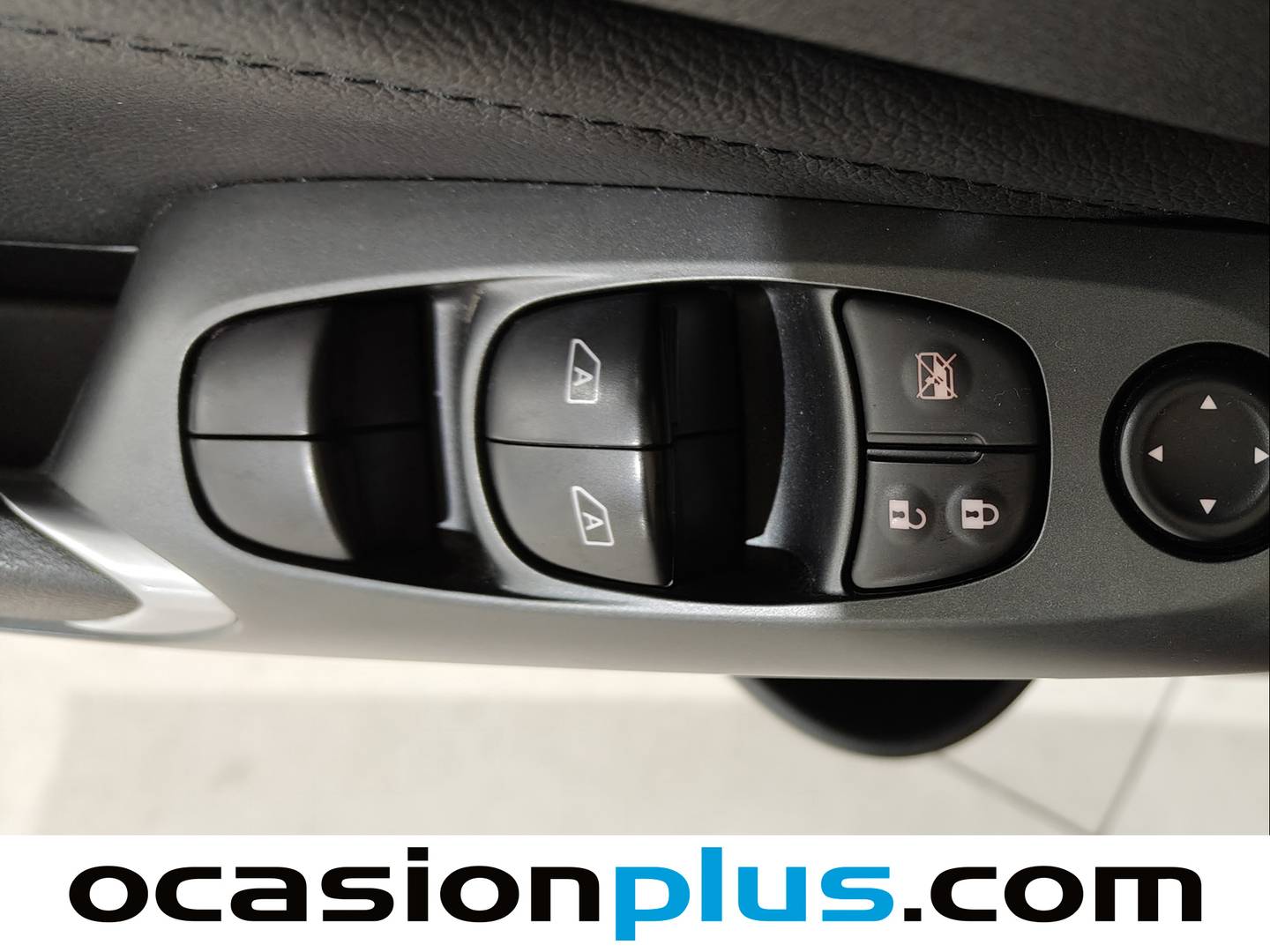 Nissan JUKE Nissan Juke DIG-T N-Connecta 4x2 (114 CV) 2025