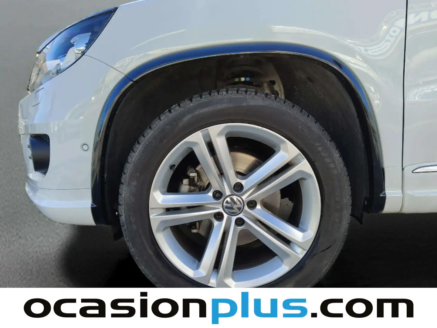 Foto Volkswagen Tiguan Volkswagen Tiguan R-Line 2.0 TDI BMT 4x2 (150 CV)