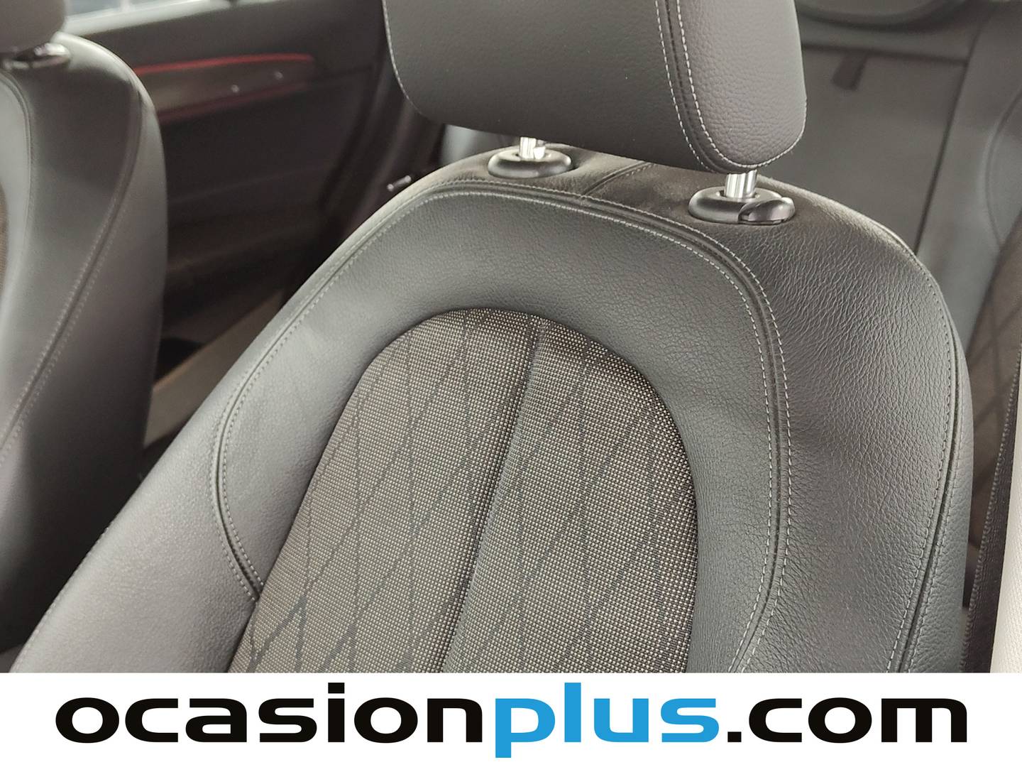 Extras y acabados del BMW X1 BMW X1 sDrive18d (150 CV)