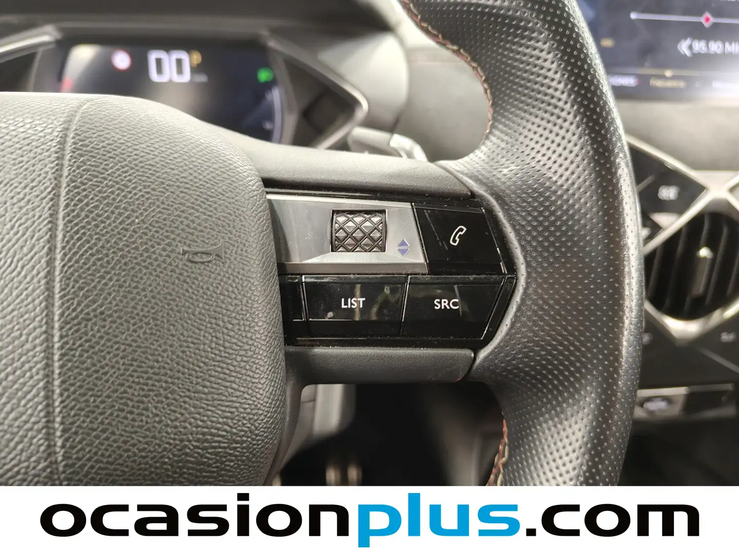 Foto DS DS 3 Crossback DS DS3 BlueHDi 130 Performance Line Auto (131 CV)