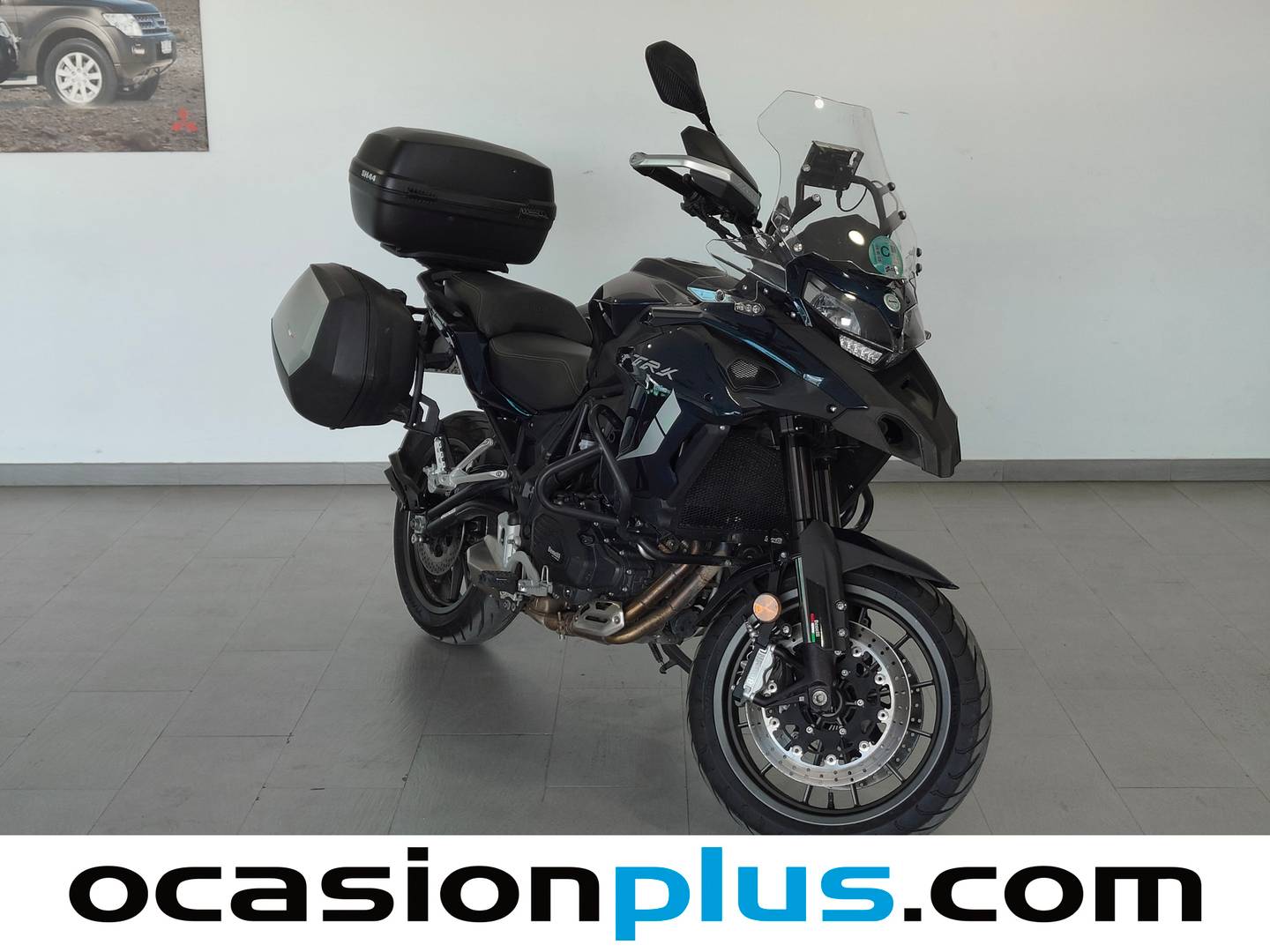 Foto delantera Benelli TRK 502 Benelli TRK 502 (48 CV) derecha