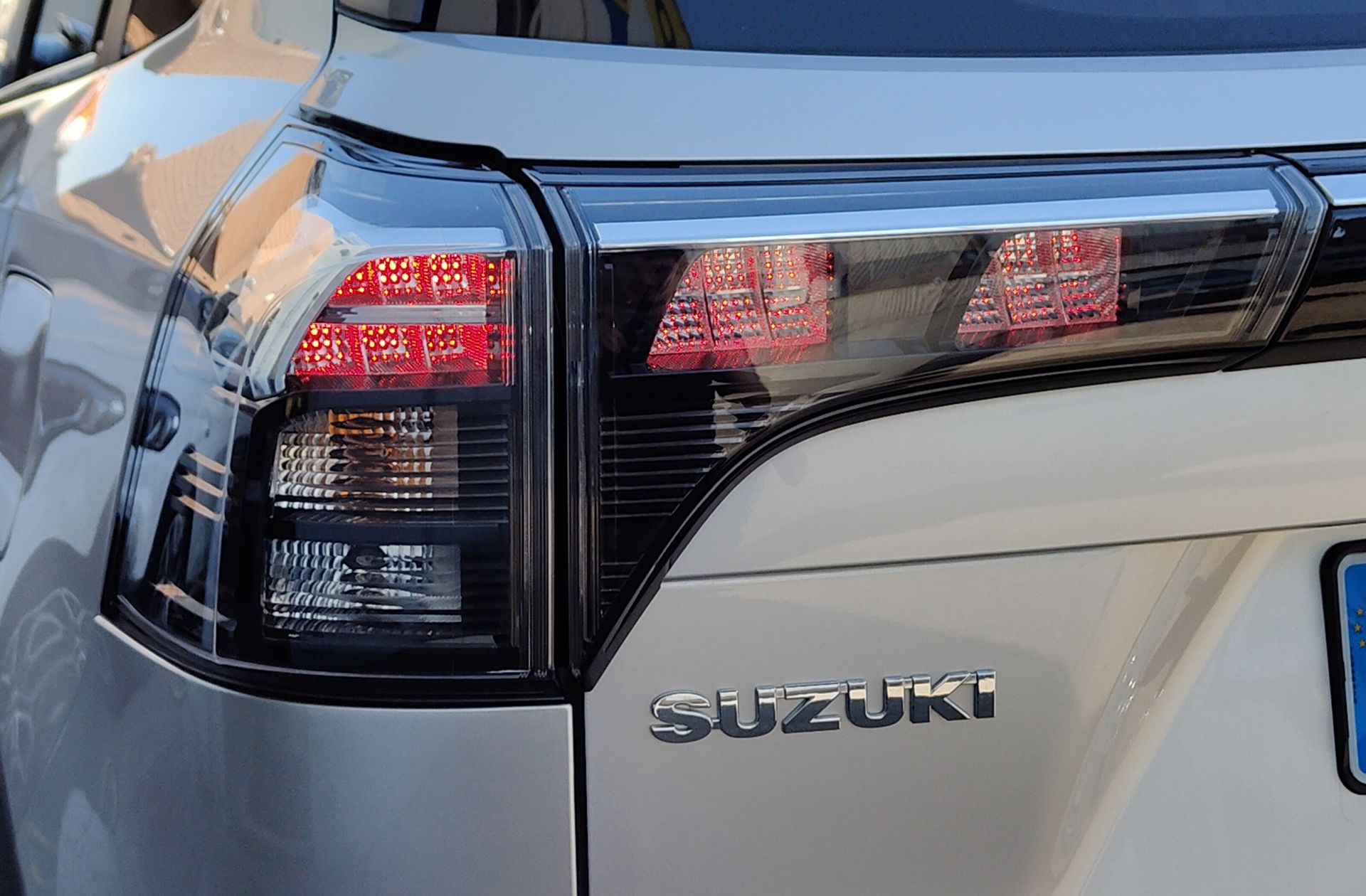 Suzuki S-Cross 1.4T Mild Hybrid S3 4WD - foto 21