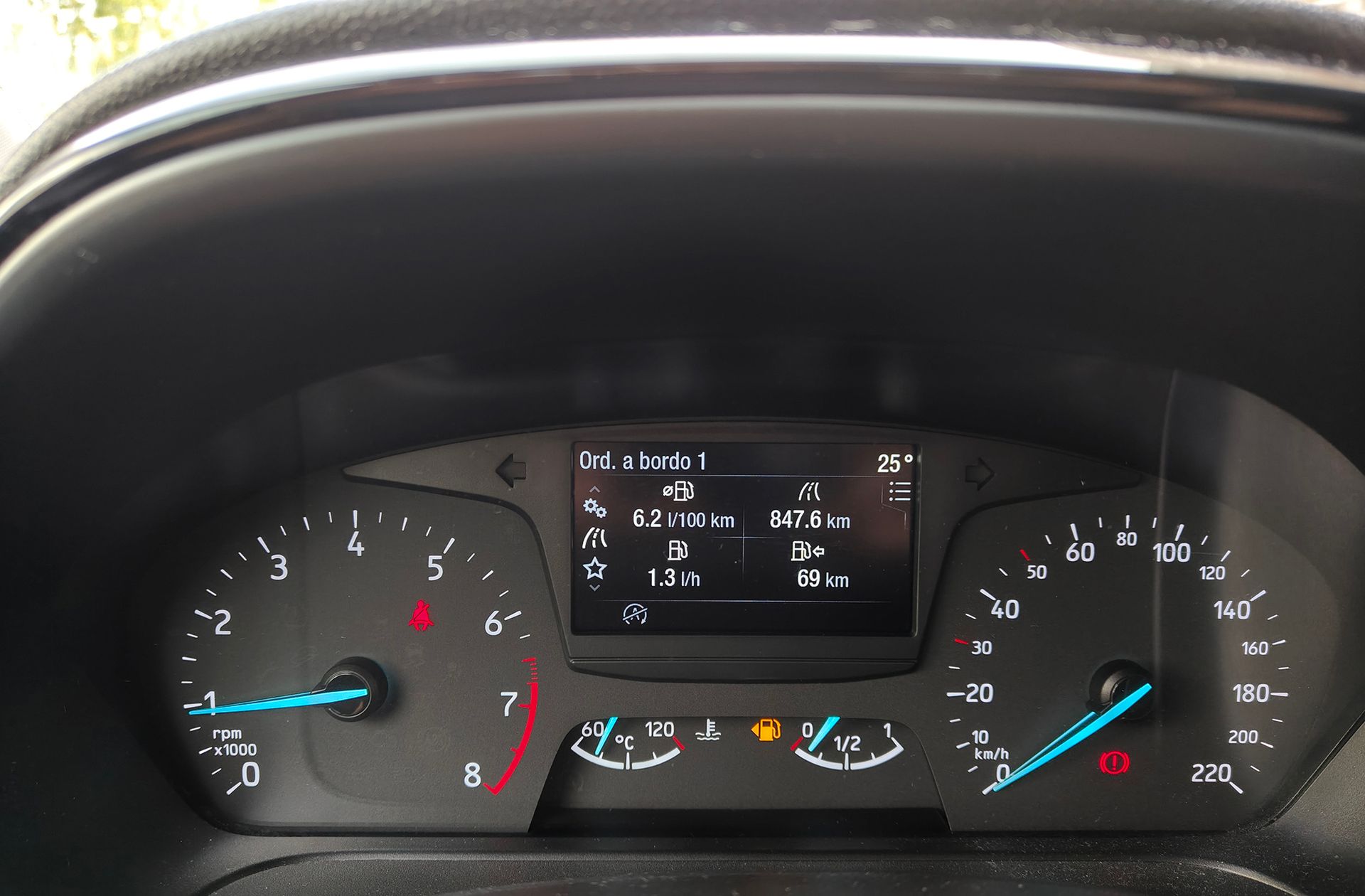 Ford Fiesta 1.0 EcoBoost Trend+ - foto 25