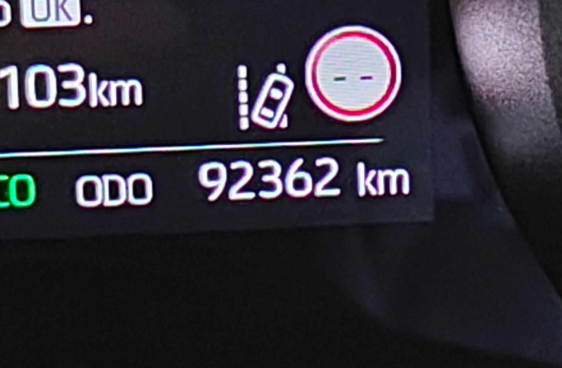 Toyota Yaris 120H Style - foto 9
