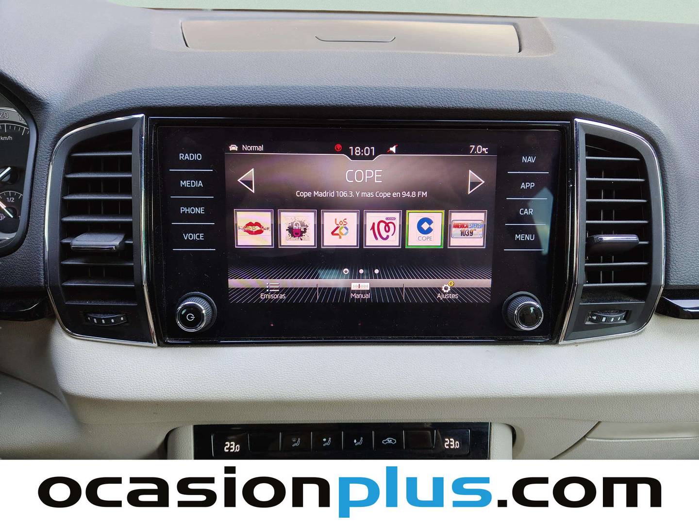 Foto Skoda Karoq Skoda Karoq 1.5 TSI ACT Style (150 CV)