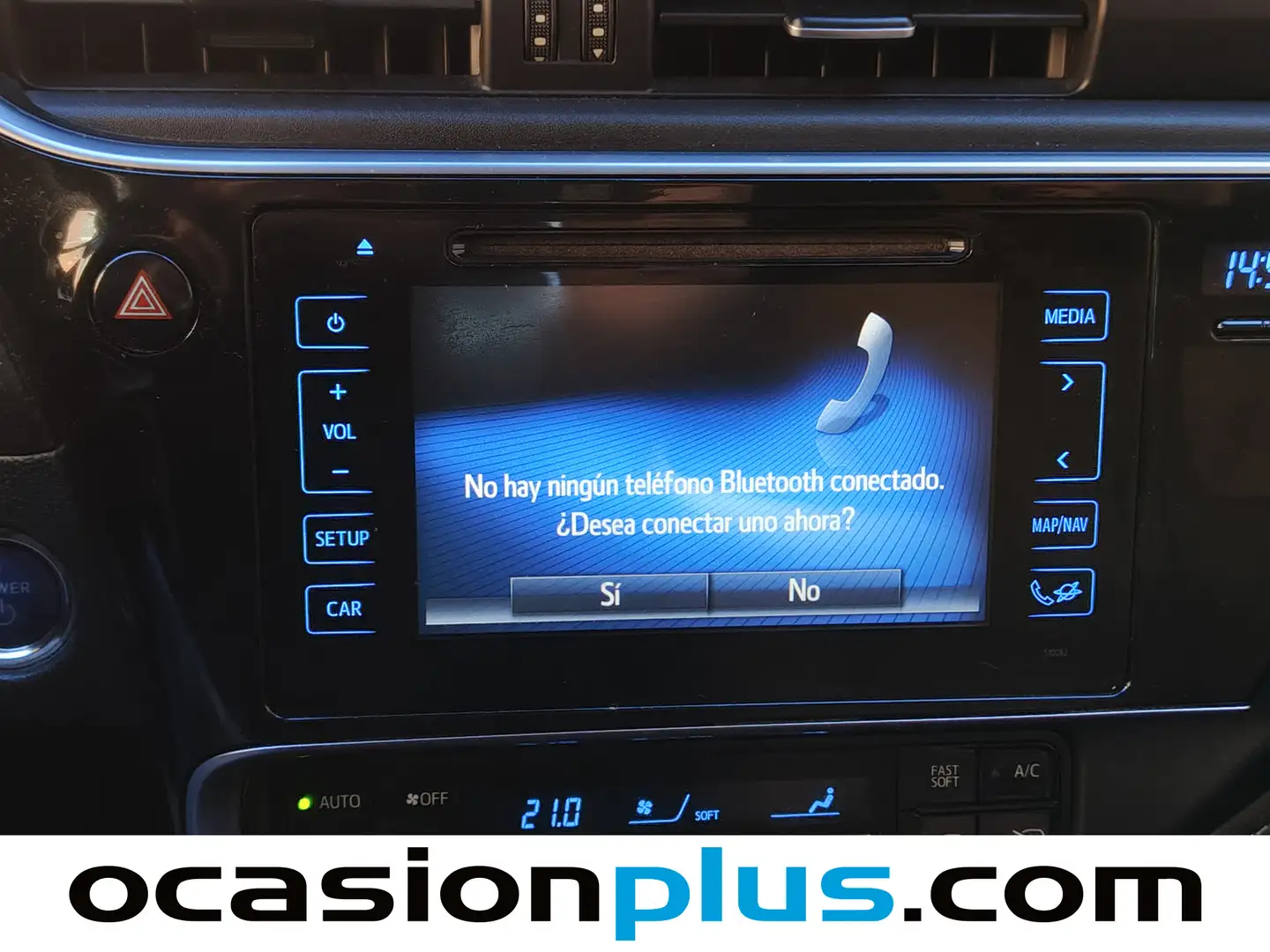 Foto Toyota Auris Toyota Auris 140H Touring Sports Active (136 CV)