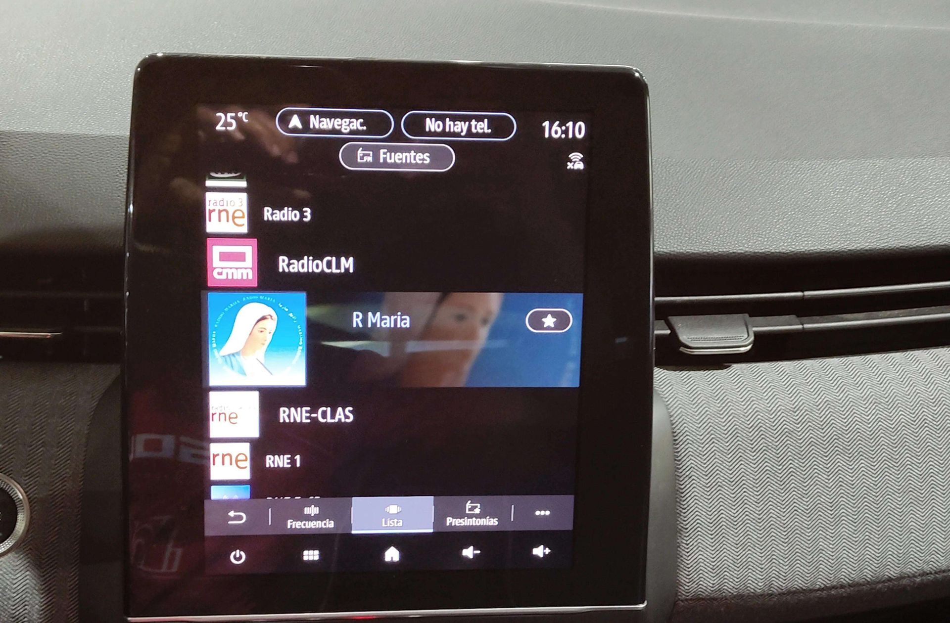 Renault Clio Techno TCe - foto 31