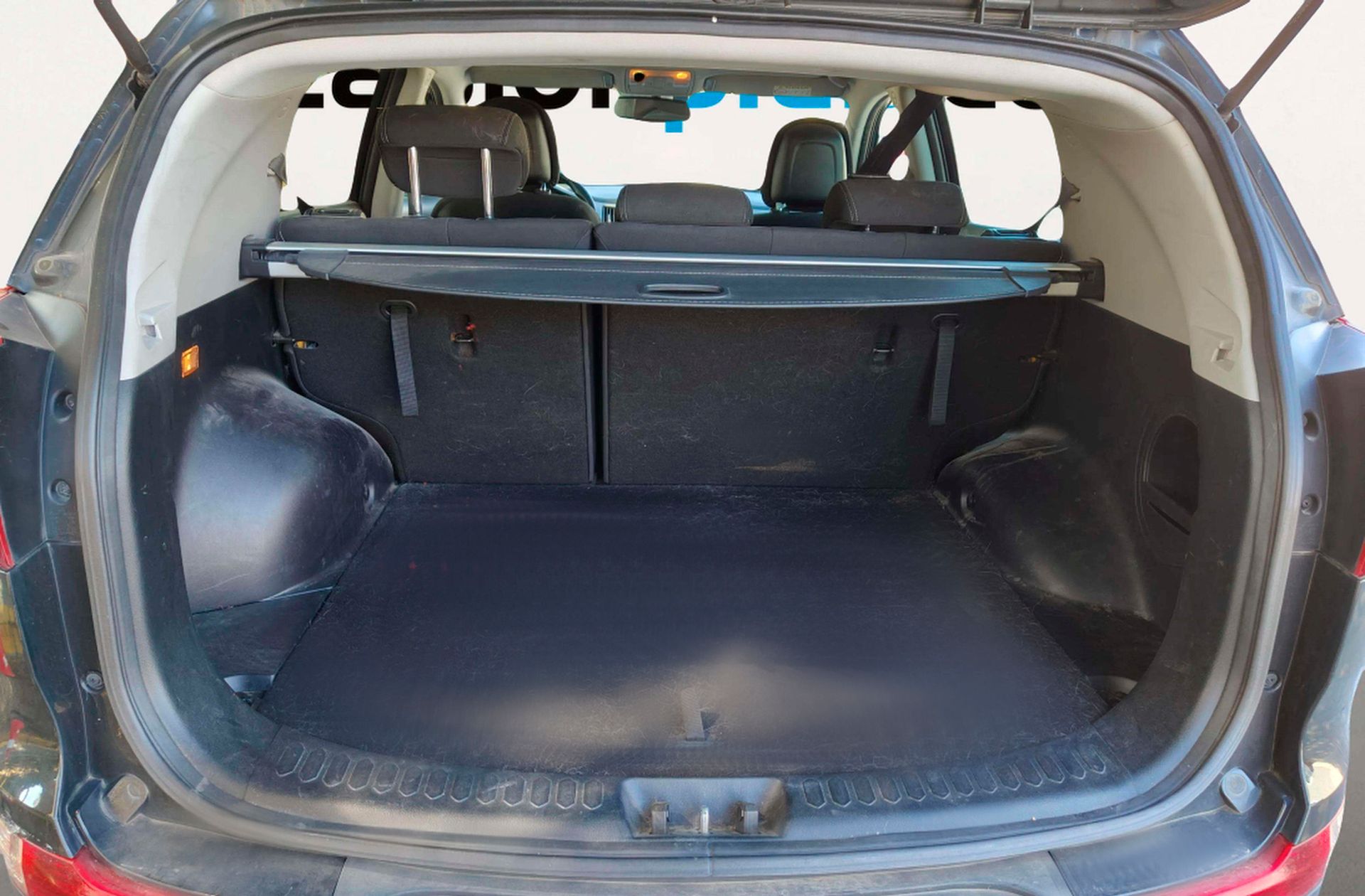 Kia Sportage 1.7 CRDi VGT Drive 4x2 - foto 12