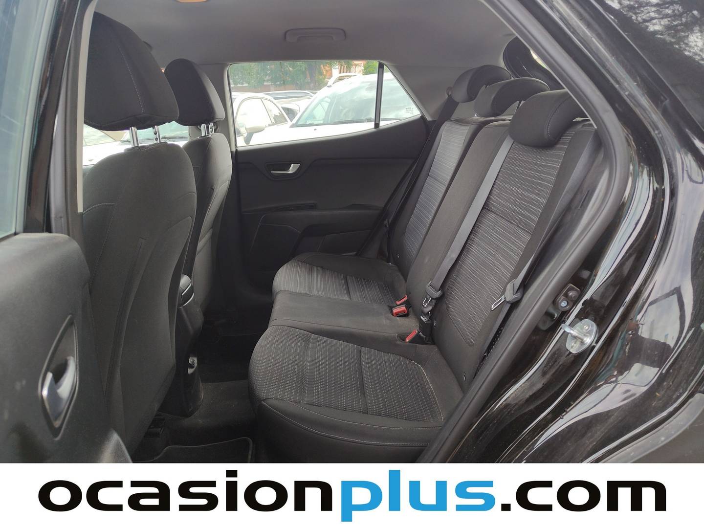 Foto KIA Stonic Kia Stonic 1.0 T-GDi MHEV Drive DCT (120 CV)