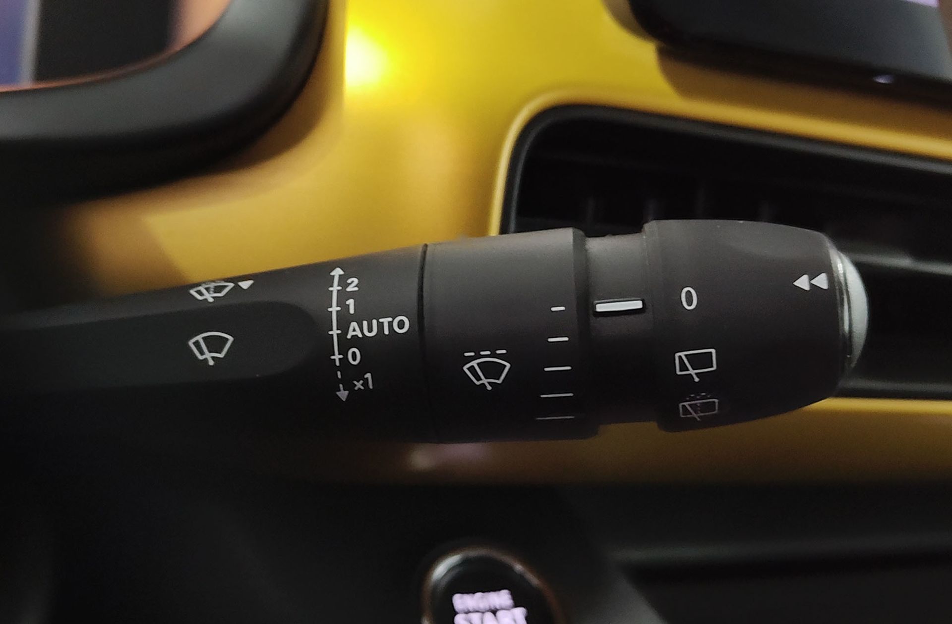 Jeep Avenger 1.2 G Summit - foto 38