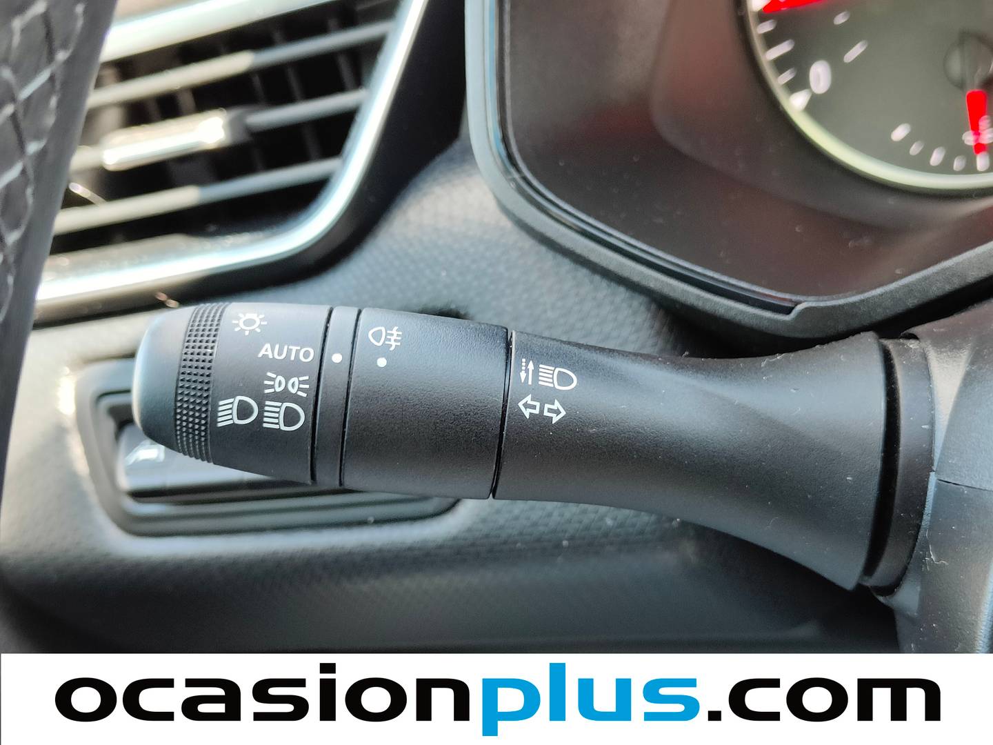 Acabados Renault Clio Renault Clio Intens TCe (90 CV)