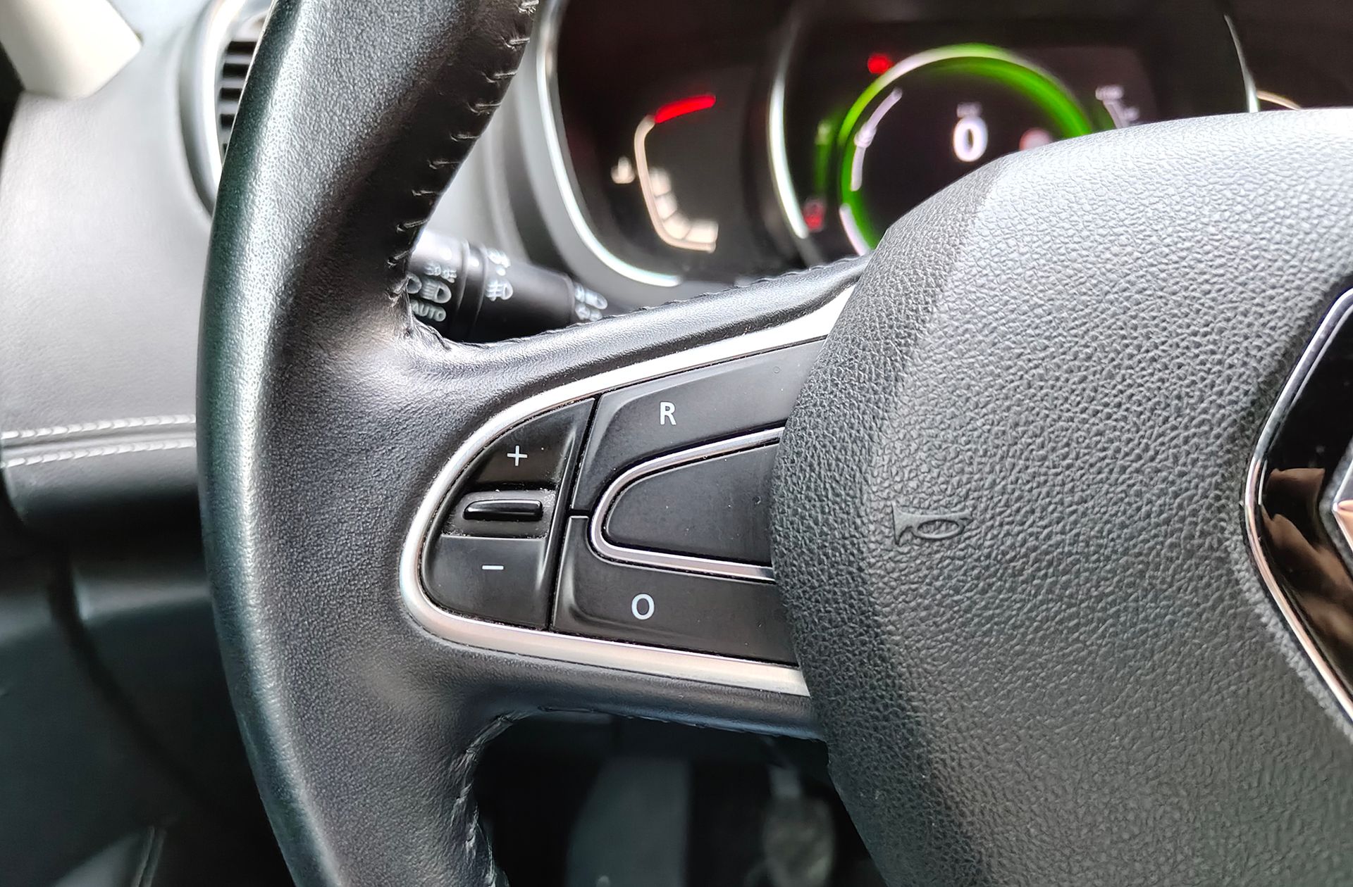 Renault Grand Scénic Zen TCe GPF - foto 33