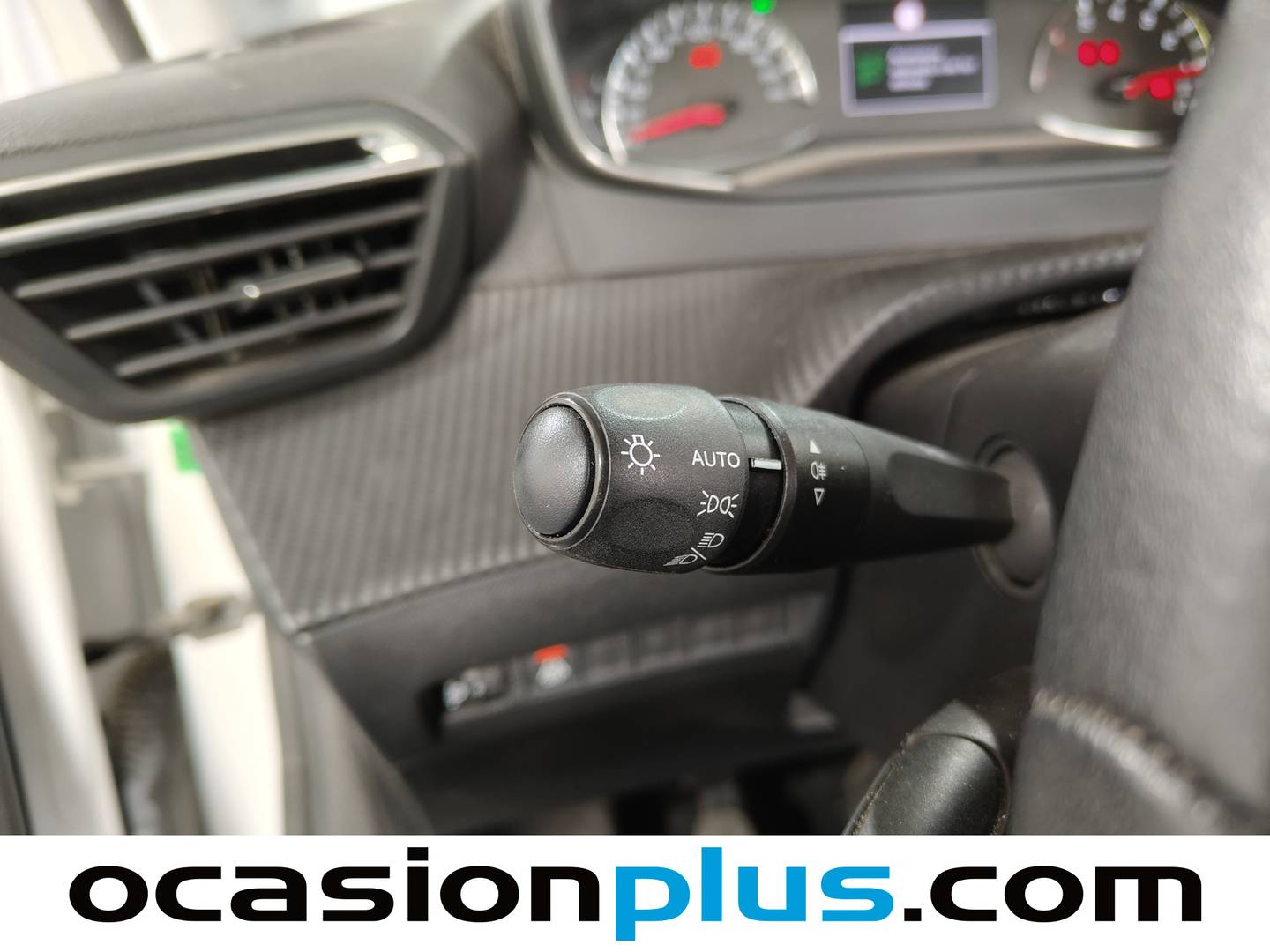 Peugeot 208 Peugeot 208 PureTech 100 Allure (100 CV) de segunda mano