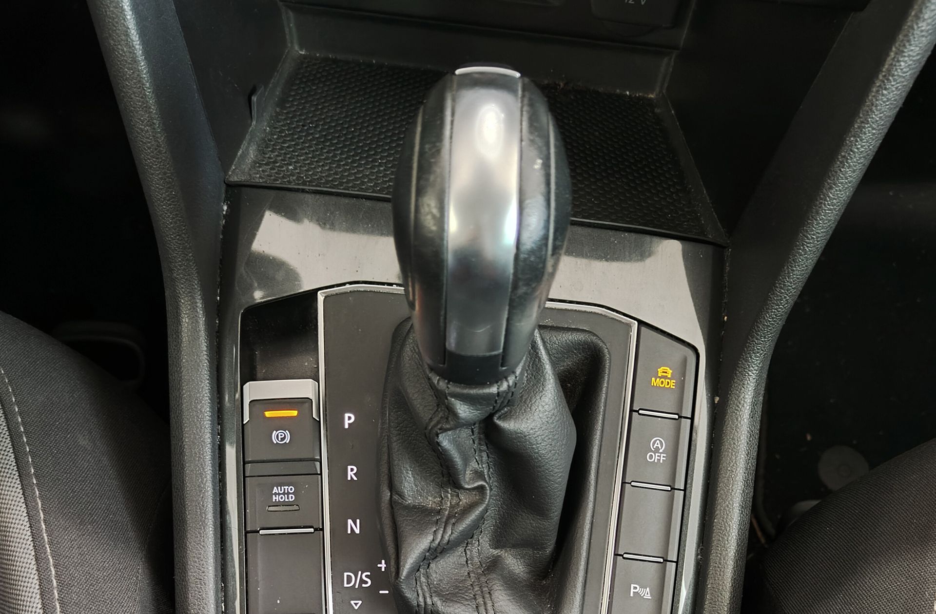 Volkswagen Tiguan Advance 1.5 TSI DSG Pack R-Line - foto 5