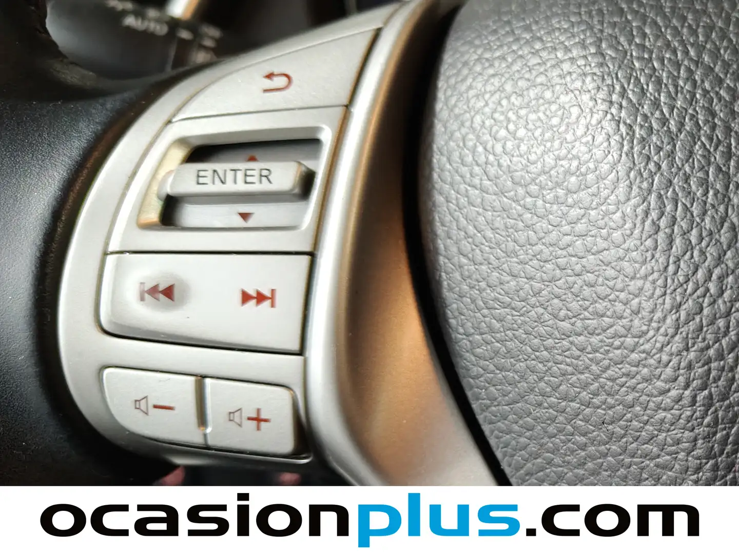 Foto Nissan QASHQAI Nissan Qashqai 1.5 dCi N-Connecta 4x2 (110 CV)