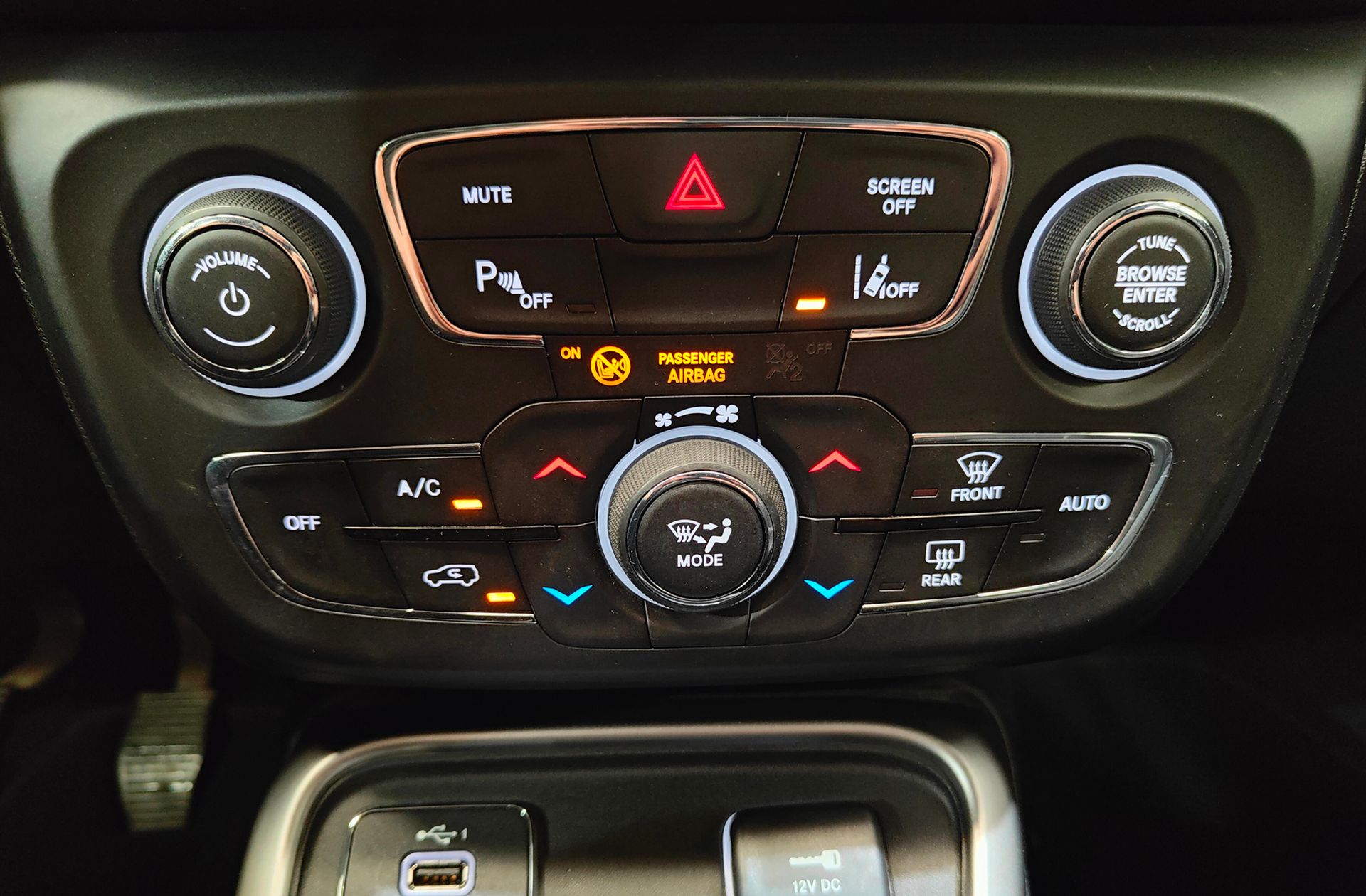 Jeep Compass 1.4 MultiAir Longitude 4x2 - foto 27