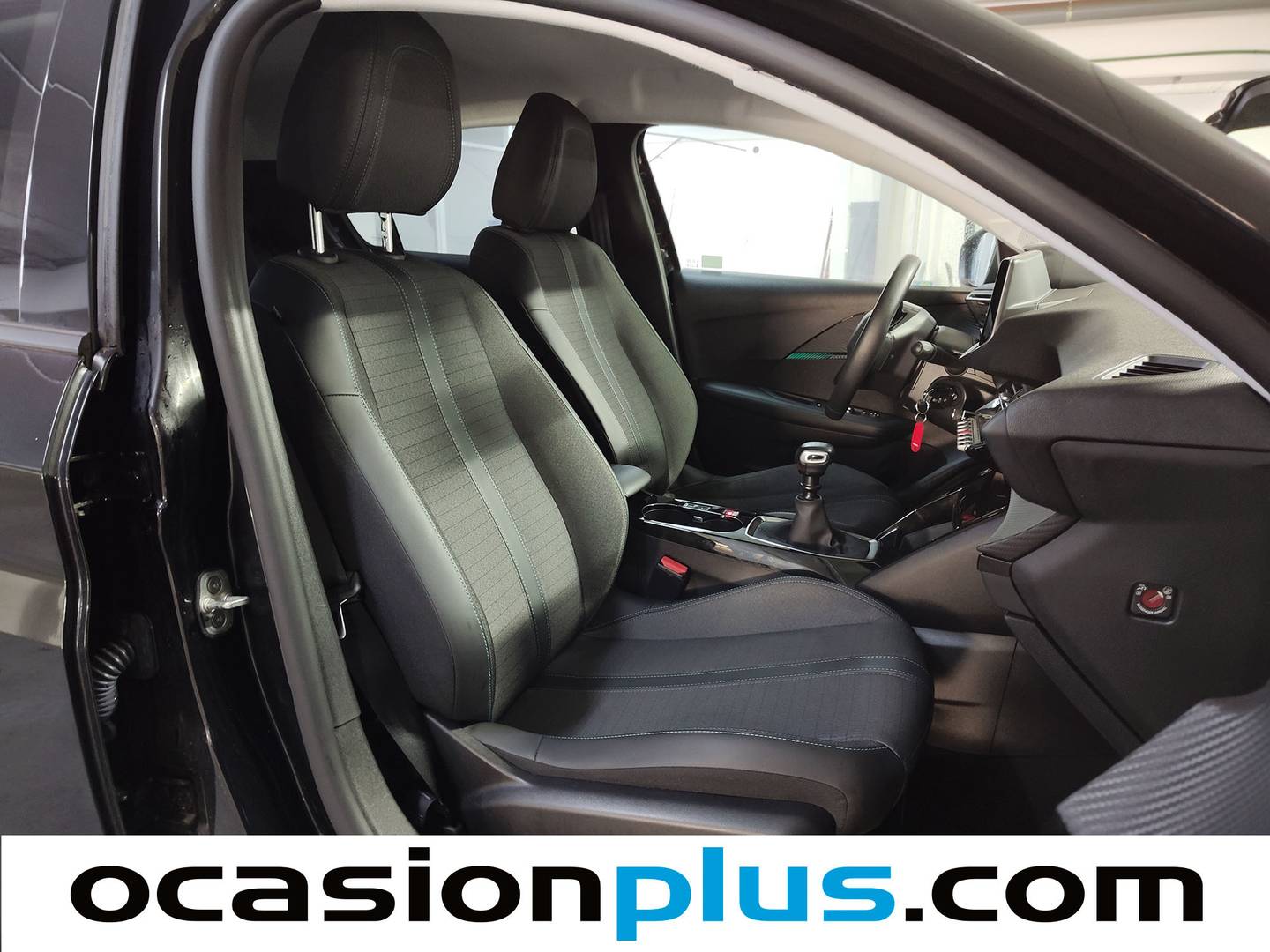 Foto Peugeot 208 Peugeot 208 PureTech 100 Allure (100 CV)