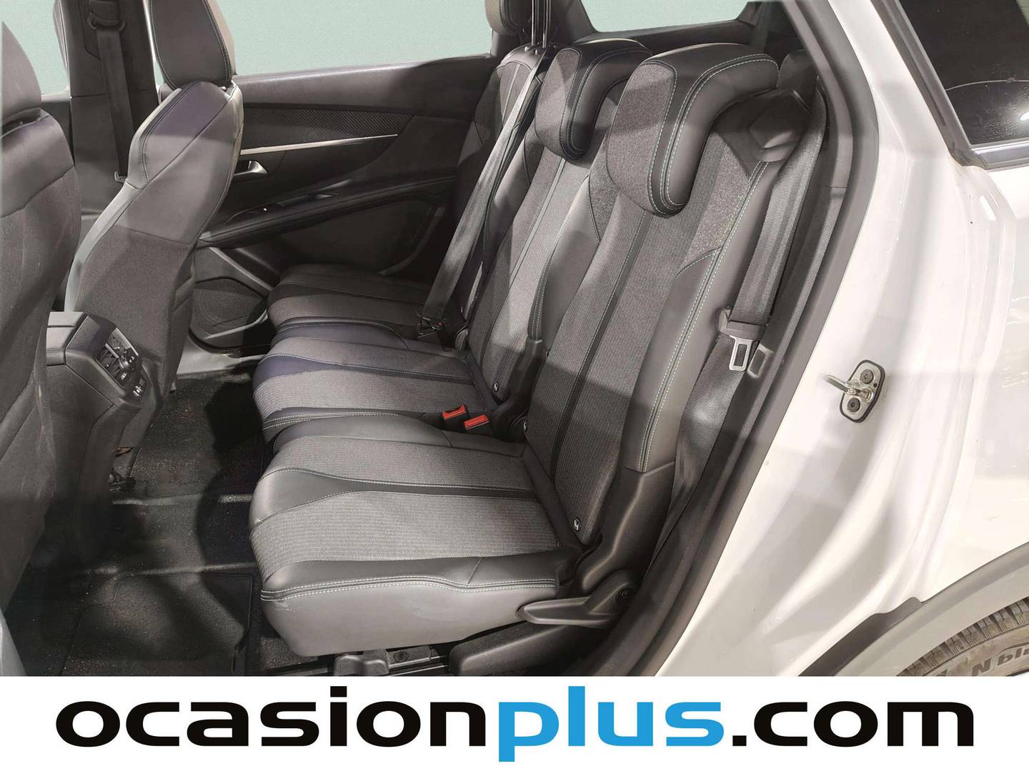Fotos maletero Peugeot 5008 Hybrid Peugeot 5008 Hybrid 1.2 Allure Pack eDCS6 (136 CV) 7 Plazas