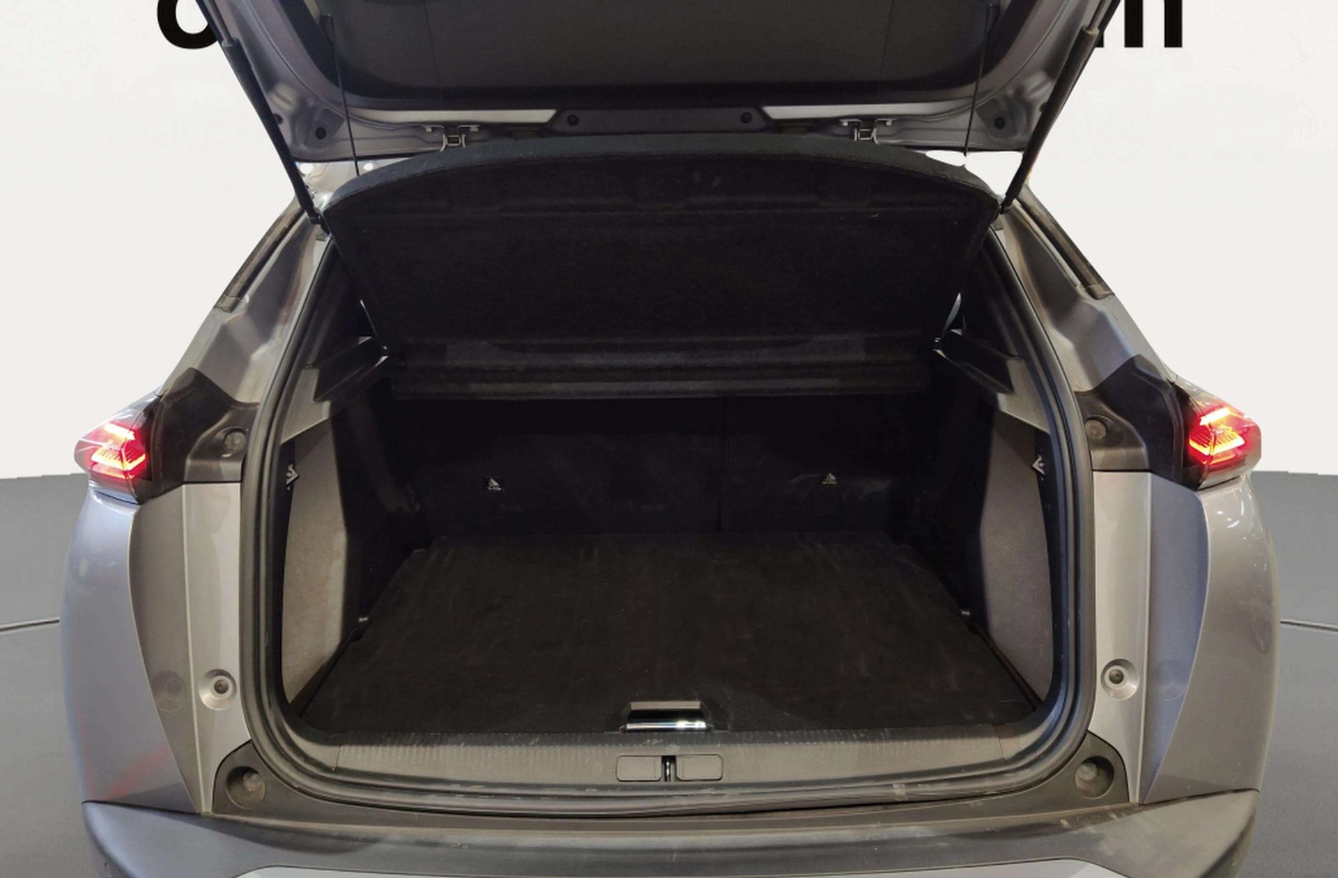 Peugeot 2008 Allure Hybrid eDCS6 - foto 18