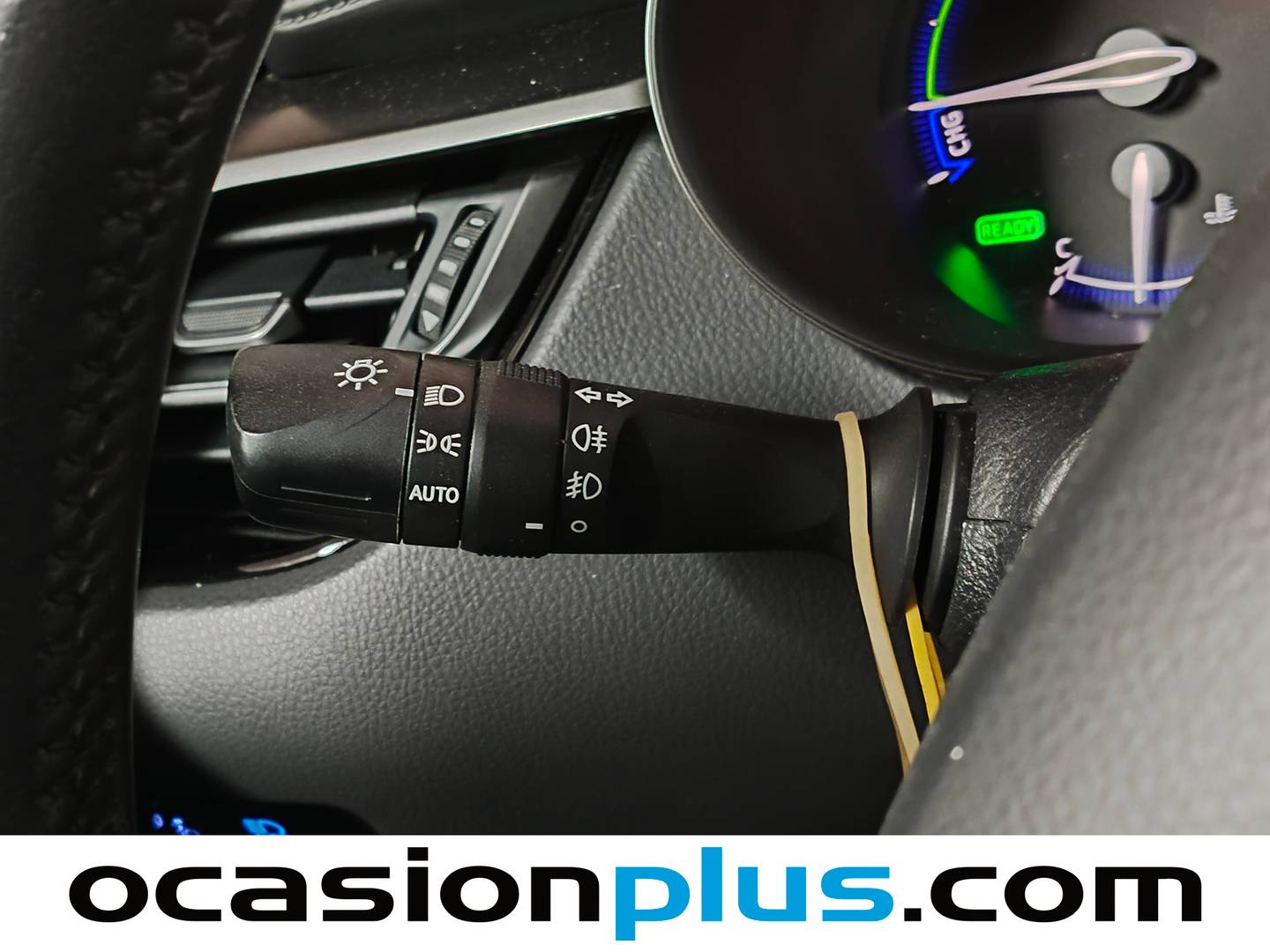 Foto Toyota C-HR Toyota C-HR 1.8 125H Advance (122 CV)