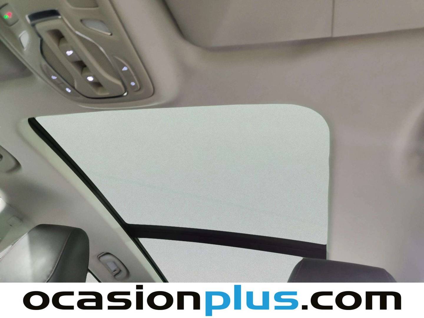 Extras y acabados del MG eHS MG eHS 1.5 T-GDI PHEV Luxury (258 CV)