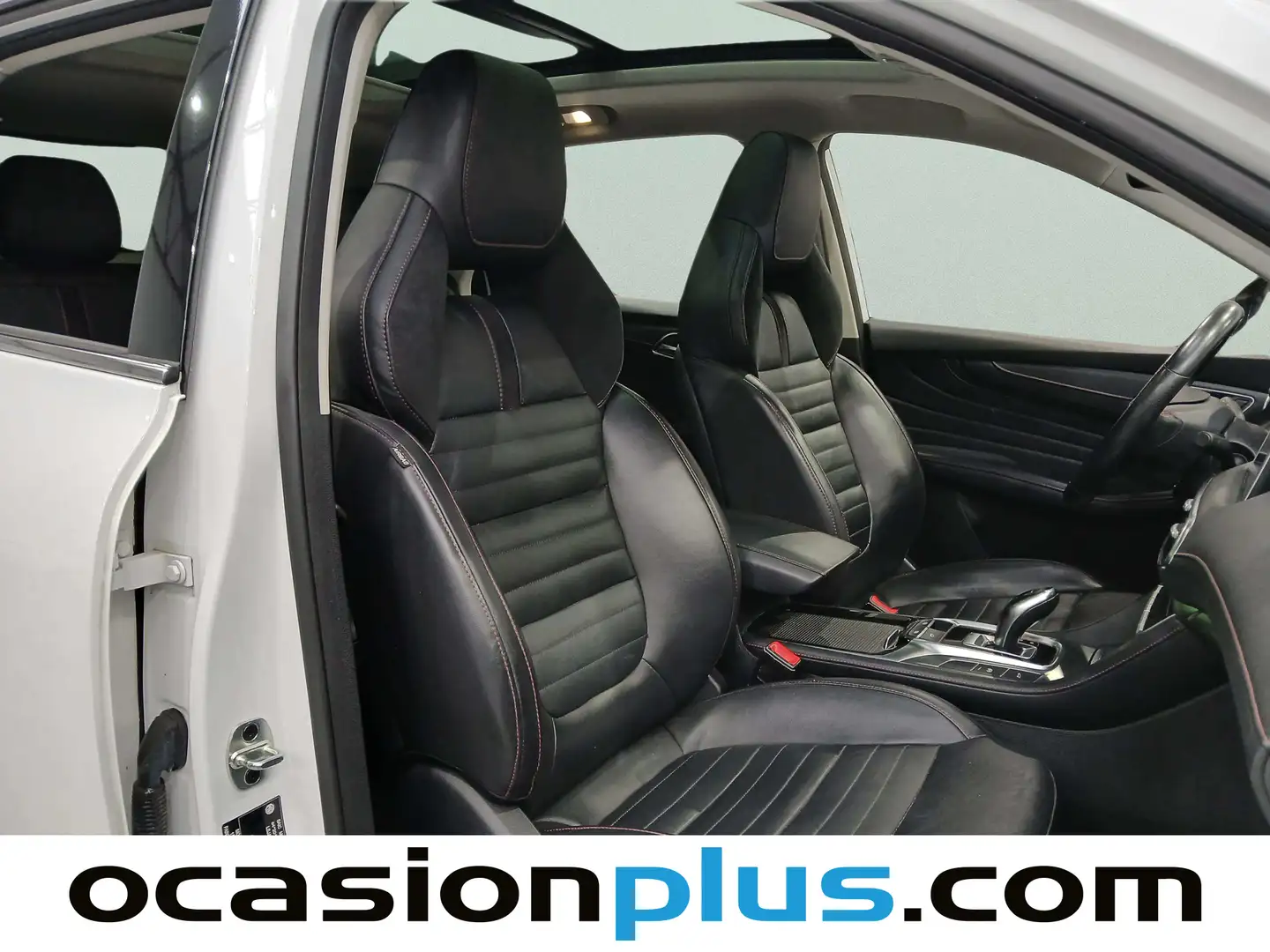 Foto MG HS MG HS 1.5 Turbo GDI Luxury DCT (162 CV)