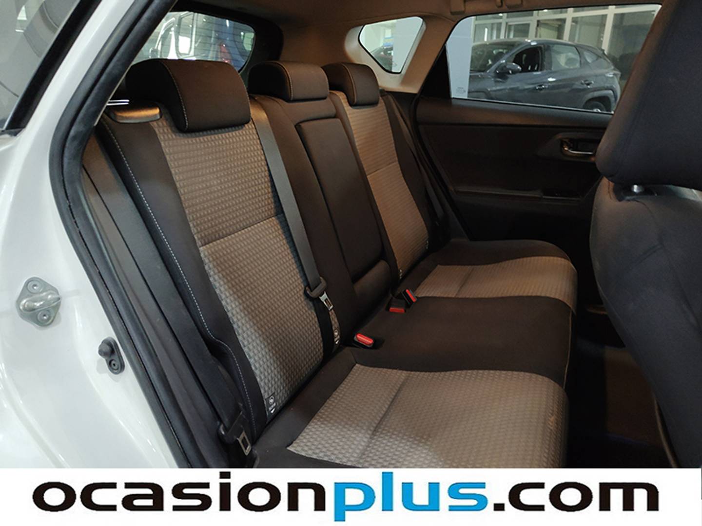 Foto Toyota Auris Toyota Auris 140H Hybrid Feel! Edition (136 CV)