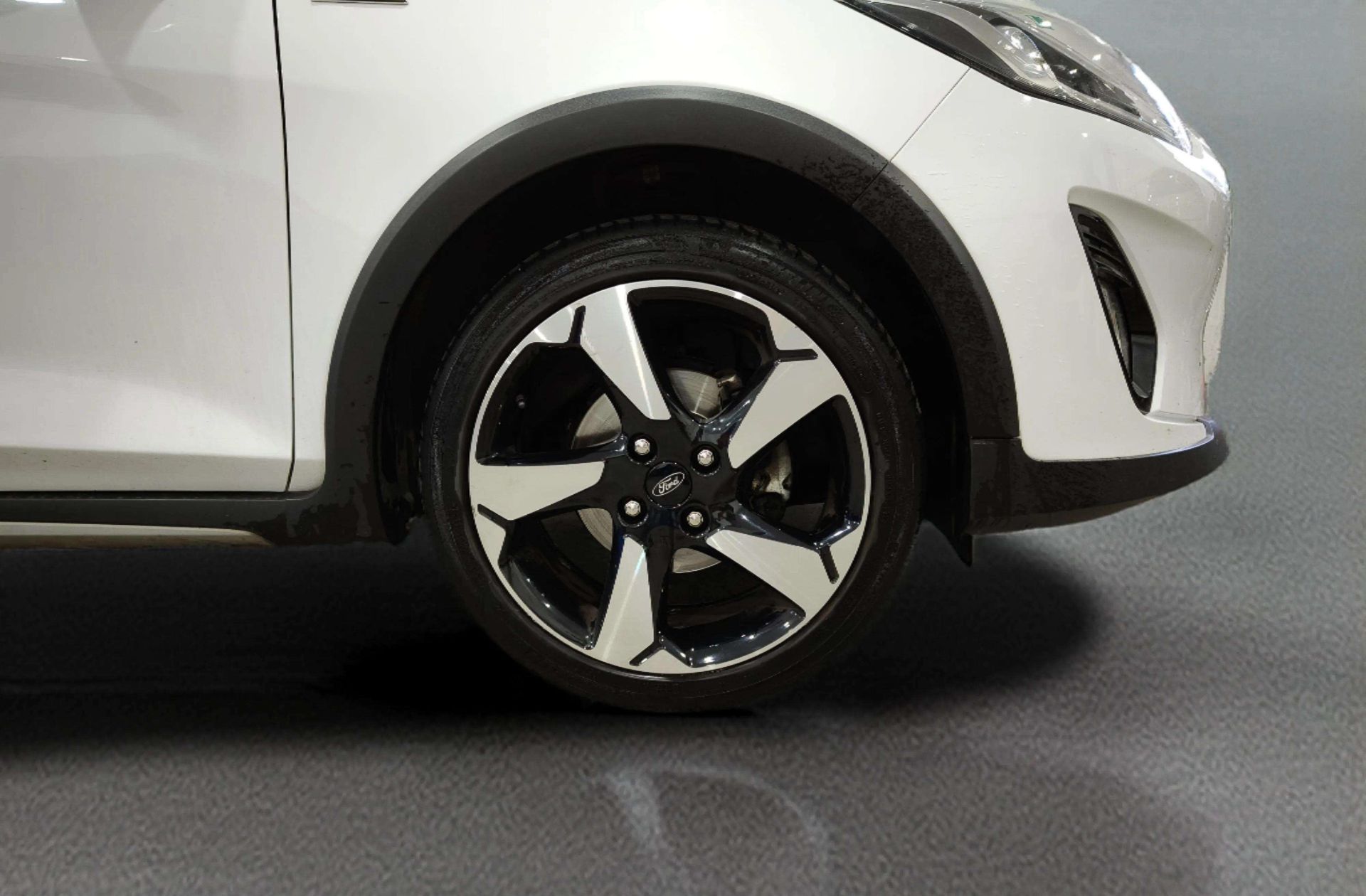 Ford Fiesta 1.0 EcoBoost Active - foto 32