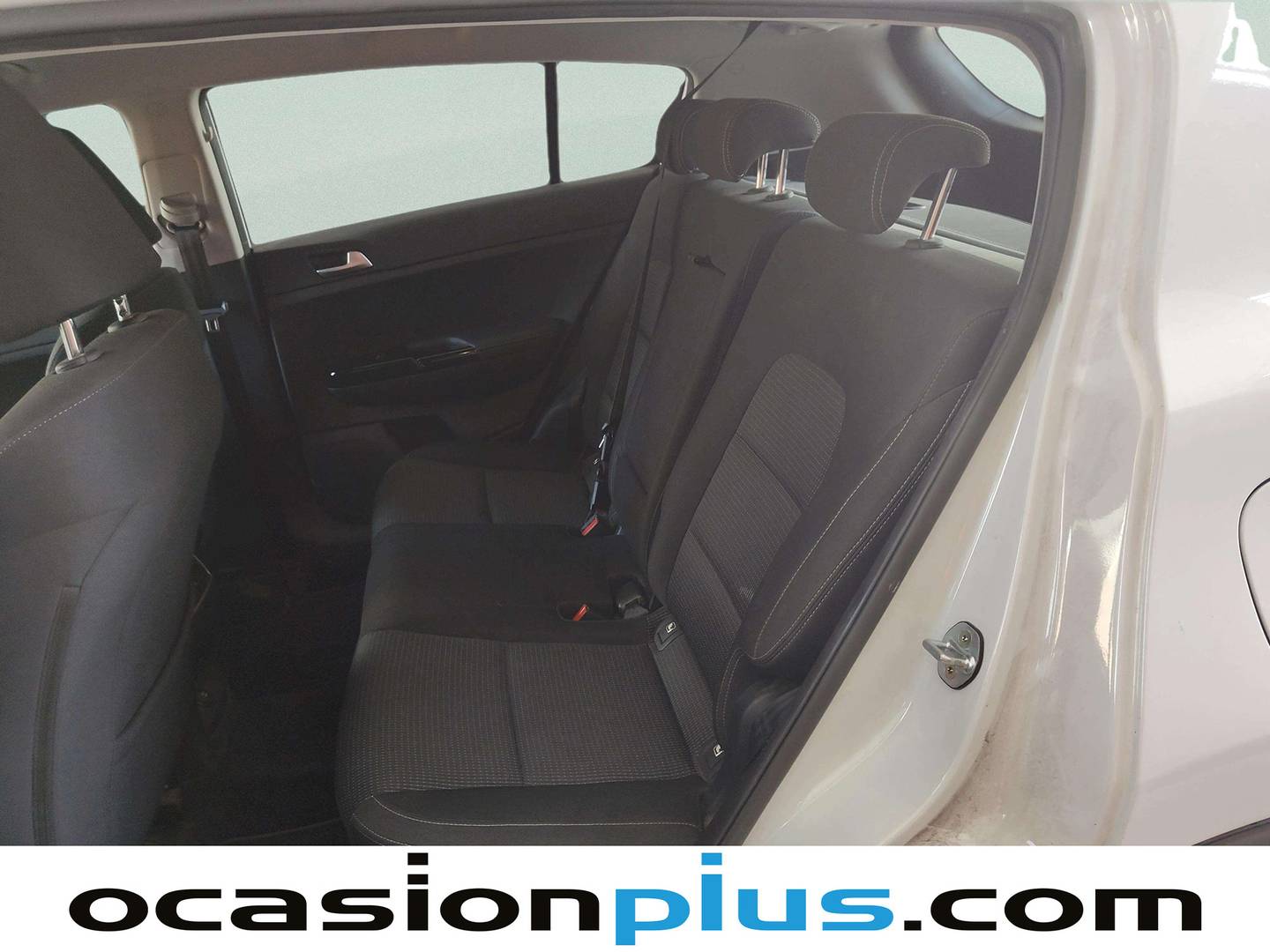 Foto asientos traseros KIA Sportage KIA Sportage 1.6 CRDi Drive 4x2 (115 CV)