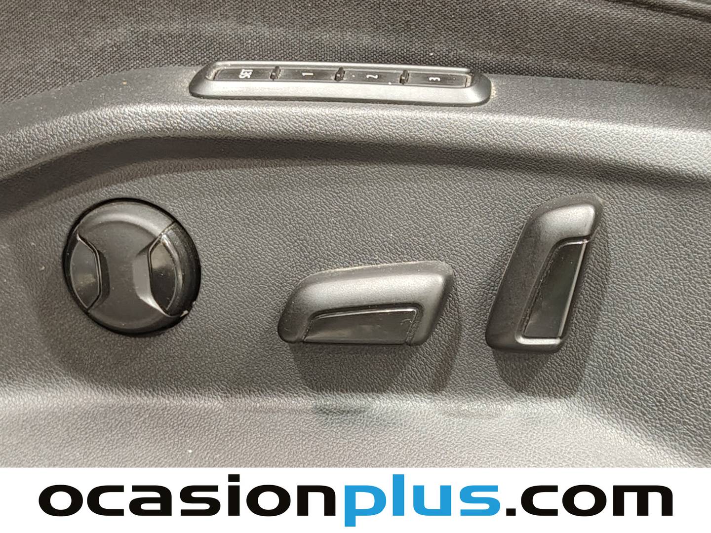 Foto Volkswagen T-Roc Volkswagen T-Roc R-Line 2.0 TDI (150 CV) DSG