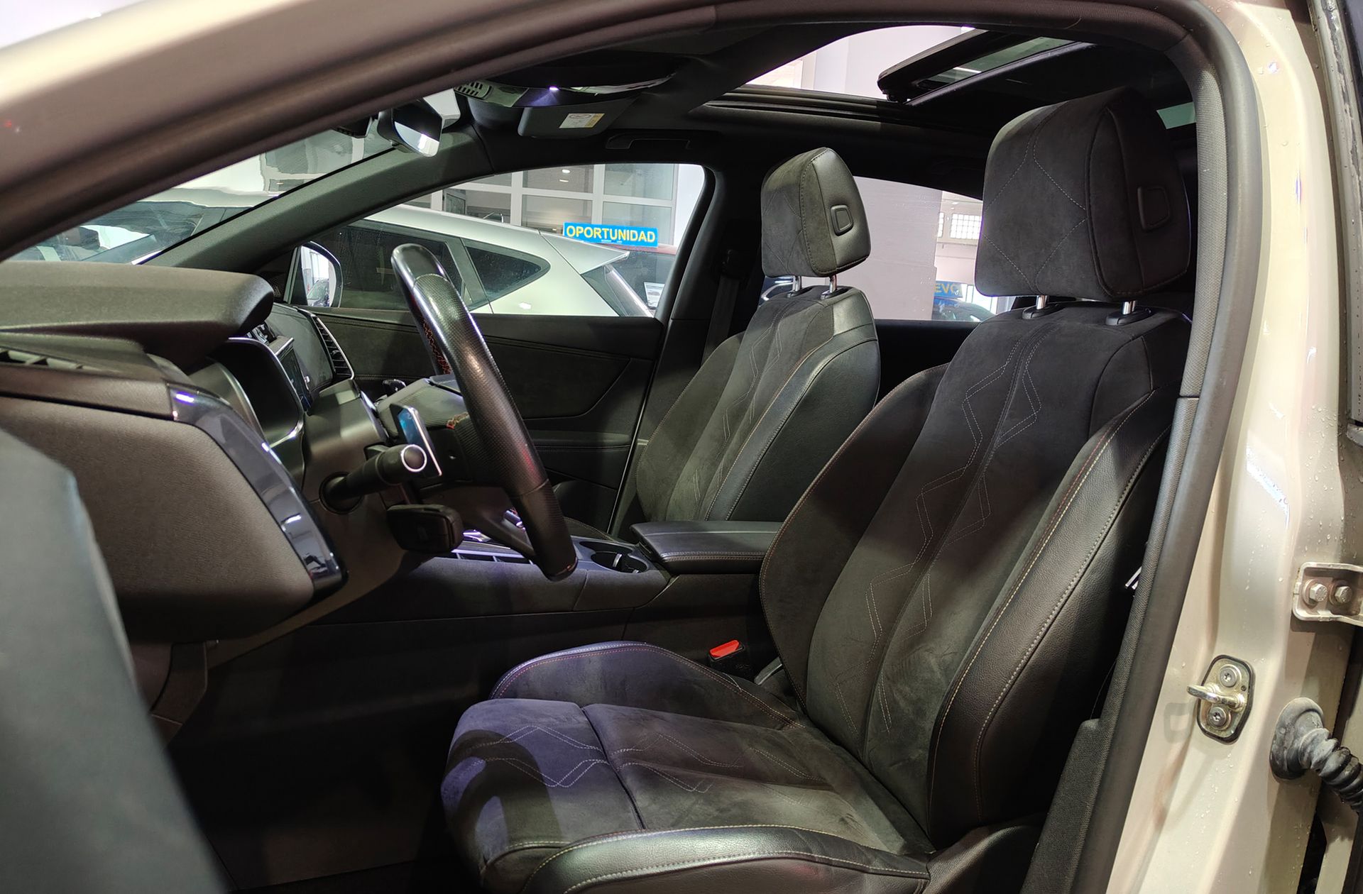 DS DS 7 Crossback E-Tense 300 Performance Line+ 4WD - foto 12
