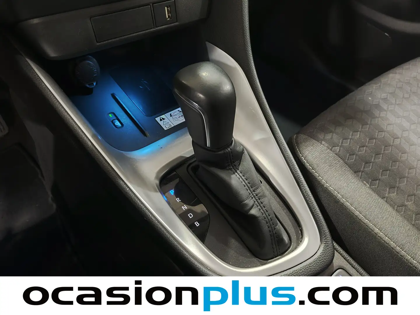 Foto Toyota Yaris Toyota Yaris 120H Business Plus (116 CV)