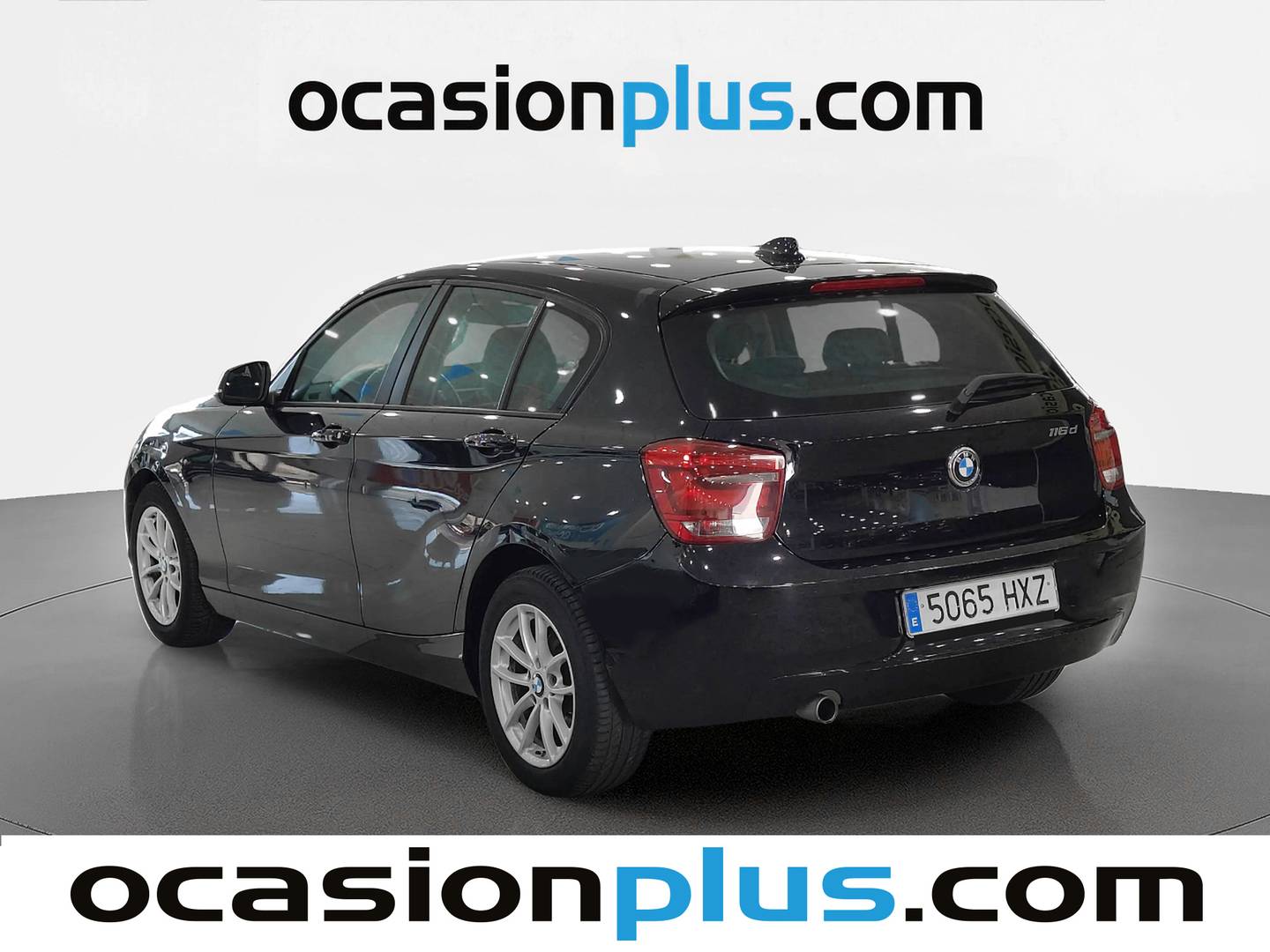Foto trasera BMW Serie 1 BMW Serie 1 116d (116 CV) izquierda