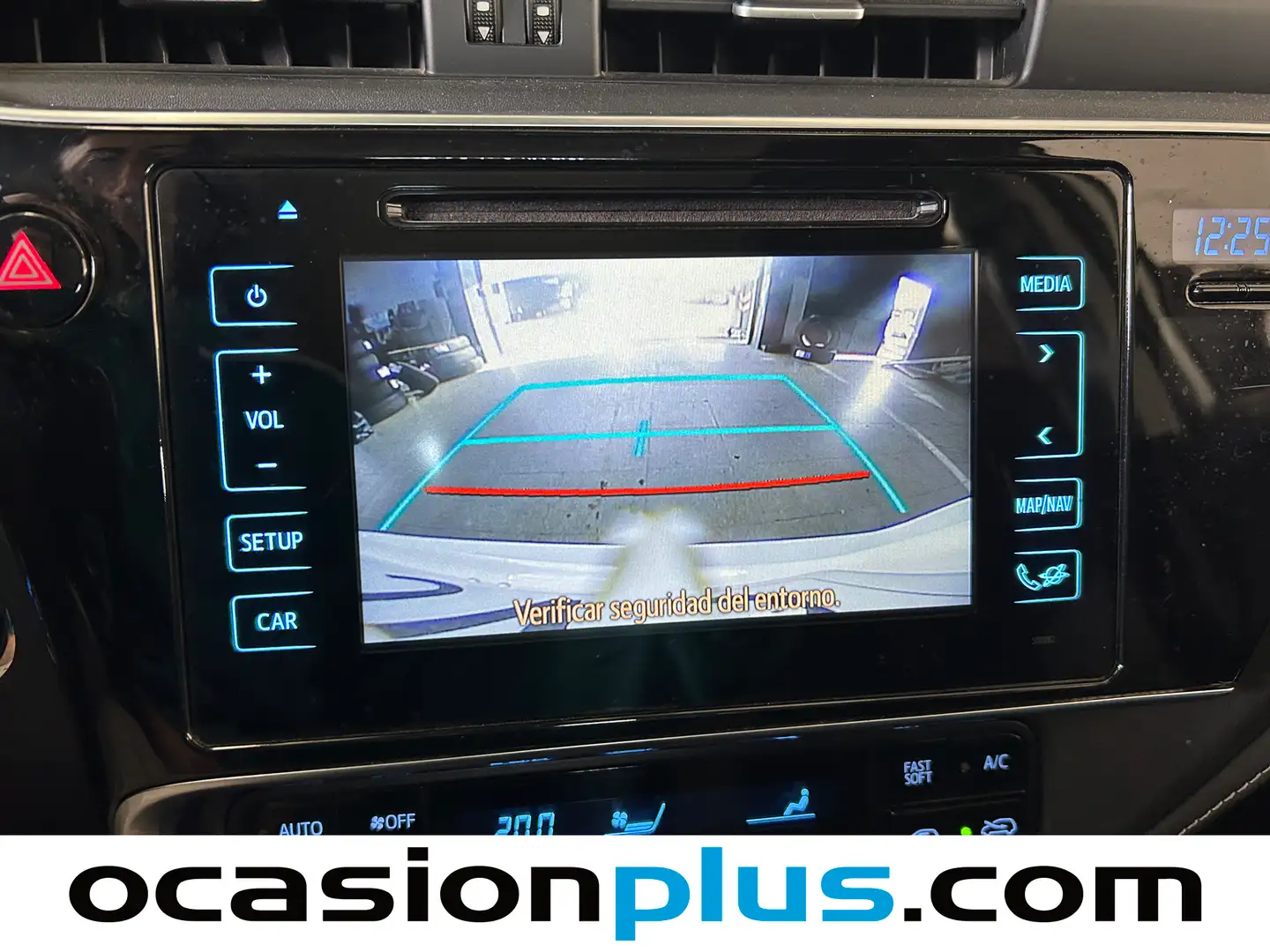 Foto Toyota Auris Toyota Auris 140H Touring Sports Active (136 CV)