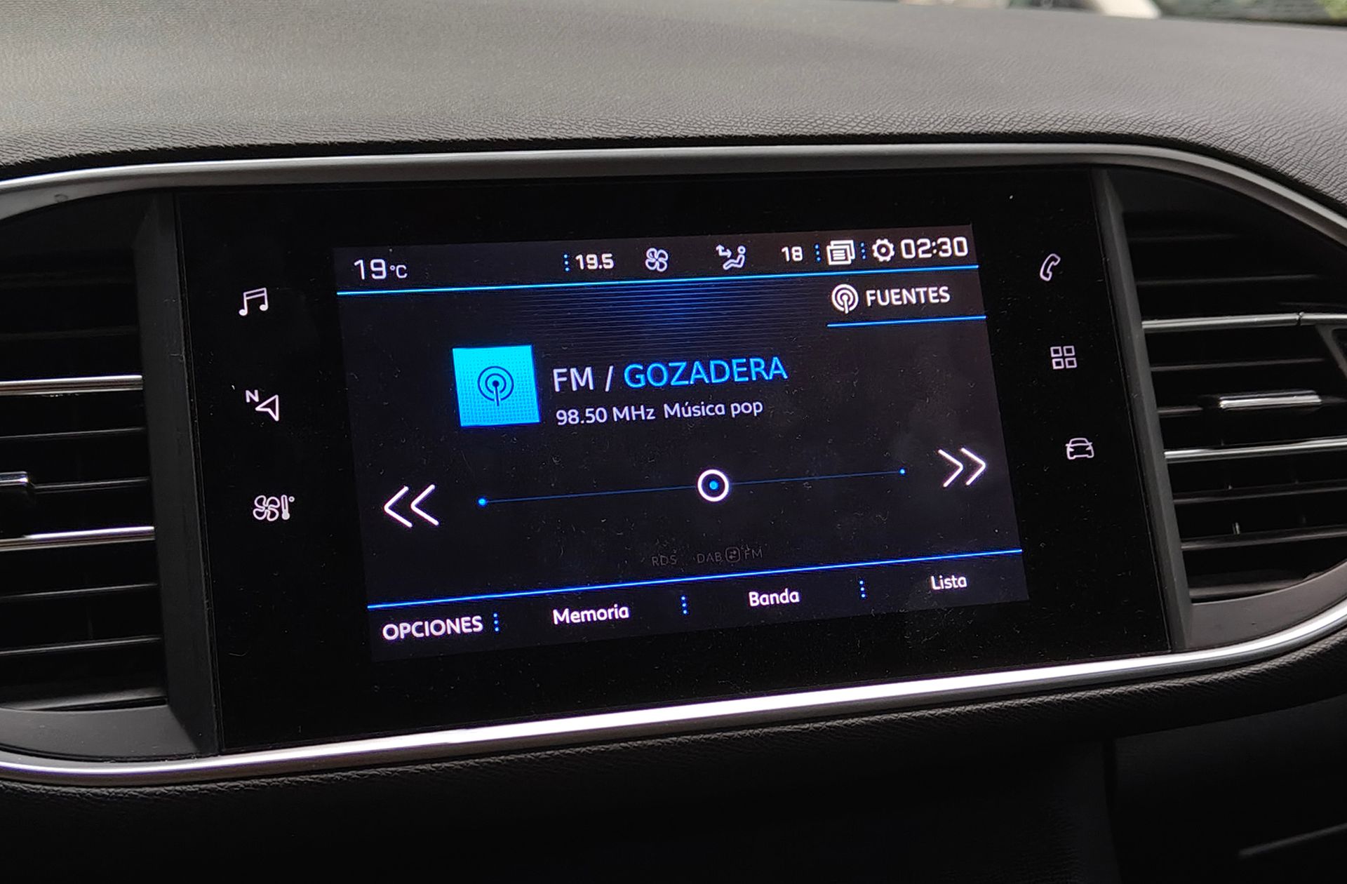 Peugeot 308 Allure Pack BlueHDi - foto 33