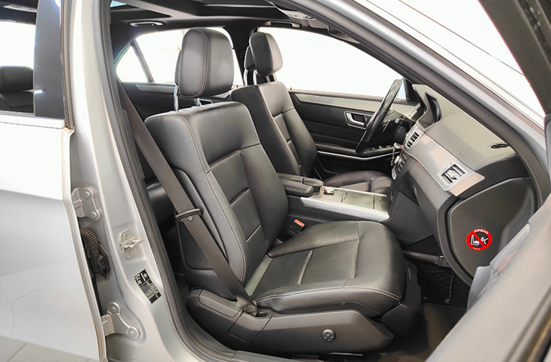 Mercedes-Benz Clase E E 300 BlueTEC Hybrid Avantgarde - foto 24