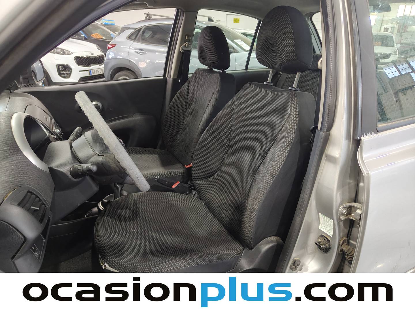 Foto asientos delanteros Nissan Micra Nissan Micra 1.2 Visia (80 CV)