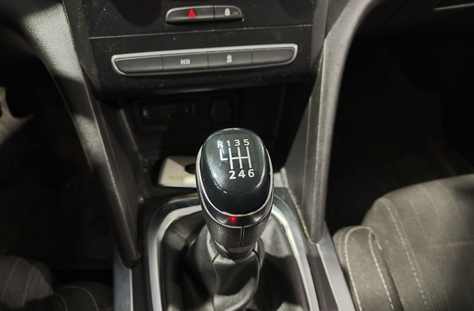 Renault Mégane Limited TCe GPF - foto 5