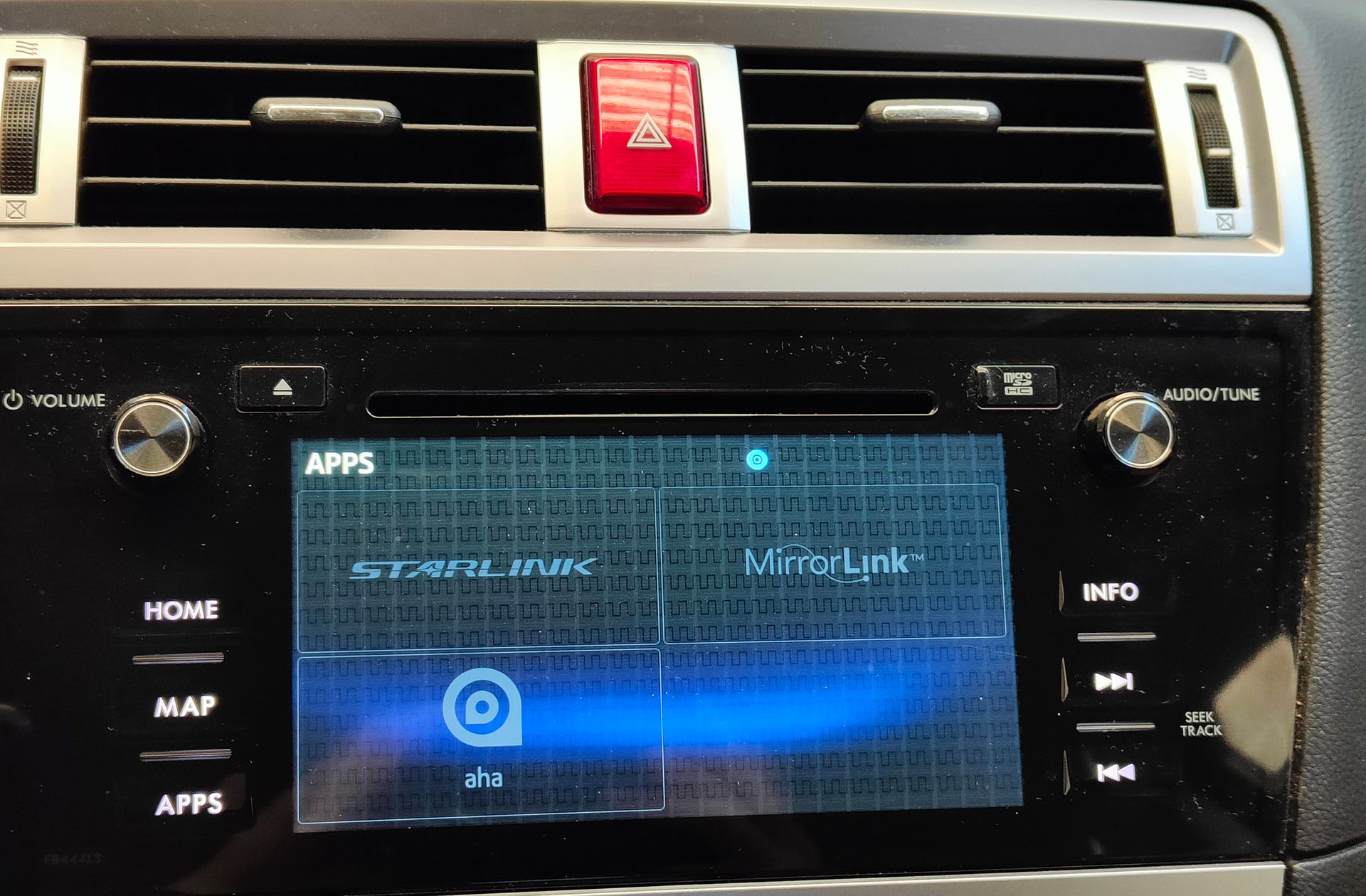 Subaru Outback 2.0 TD Executive Plus CVT Lineartron AWD - foto 9