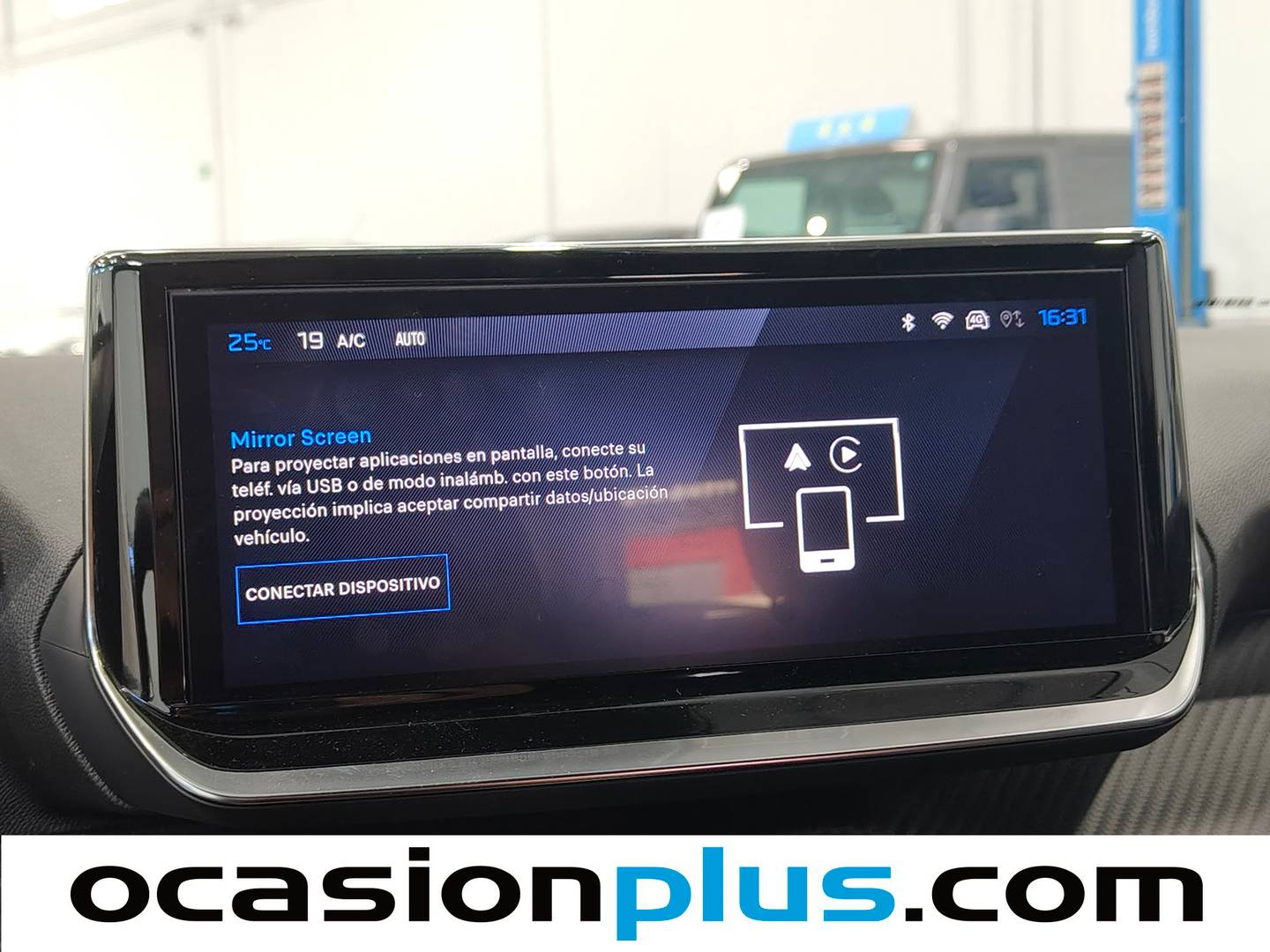 Equipamiento del Peugeot 2008 Peugeot 2008 Allure Hybrid eDCS6 (145 CV)