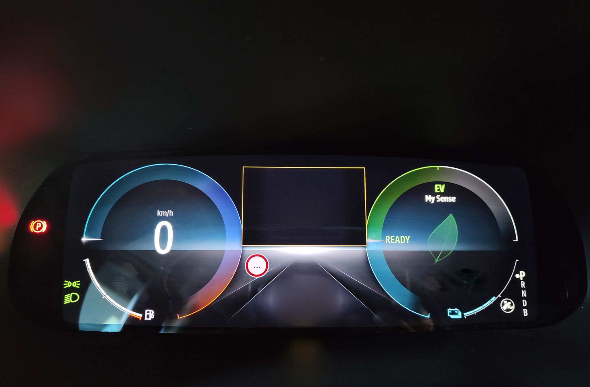 Renault Arkana Zen E-Tech Híbrido - foto 25
