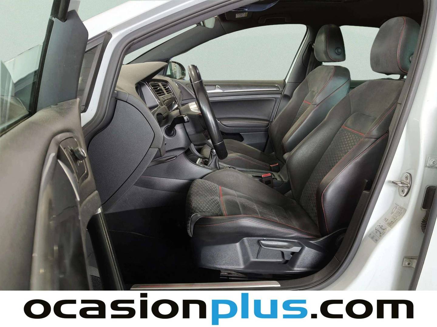 Foto asientos delanteros Volkswagen Golf Volkswagen Golf GTI 2.0 TSI (230 CV)