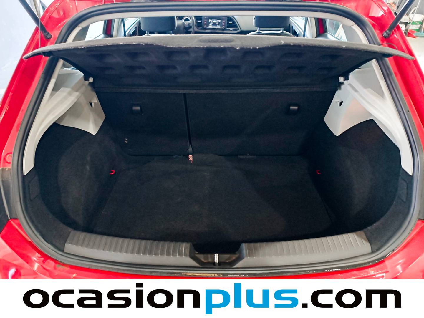 Fotos maletero Seat León Seat León 1.2 TSI S&S Reference (105 CV)