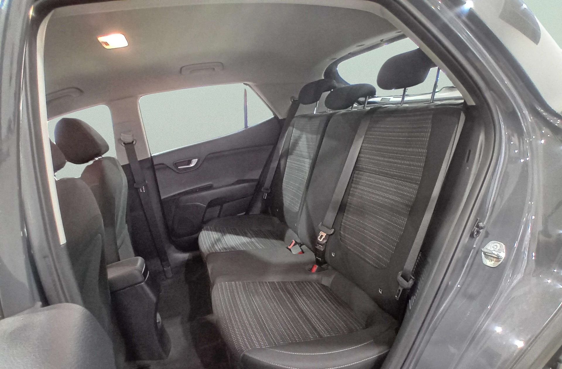 Kia Stonic 1.0 T-GDi MHEV Drive DCT - foto 11