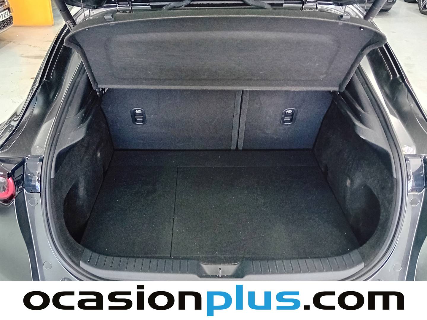 Foto Mazda CX-30 Mazda CX-30 2.0 e-SKYACTIV-G Homura 2WD AT (150 CV)