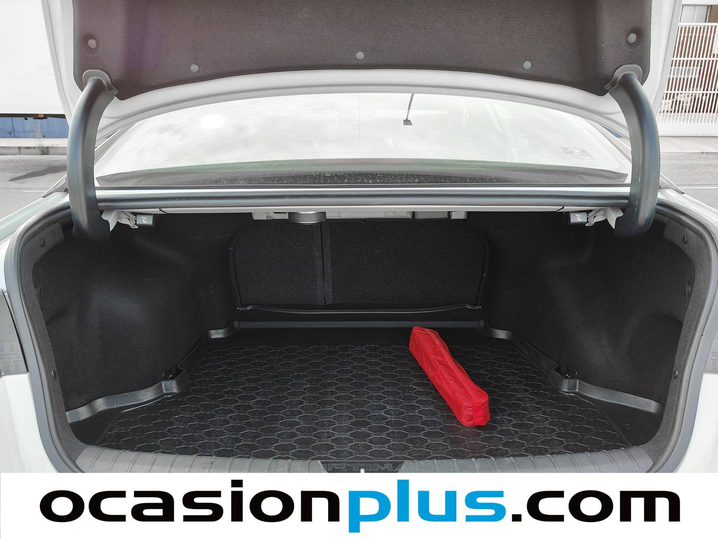 Foto KIA Optima Kia Optima 1.6 T-GDi GT Line DCT (180 CV)