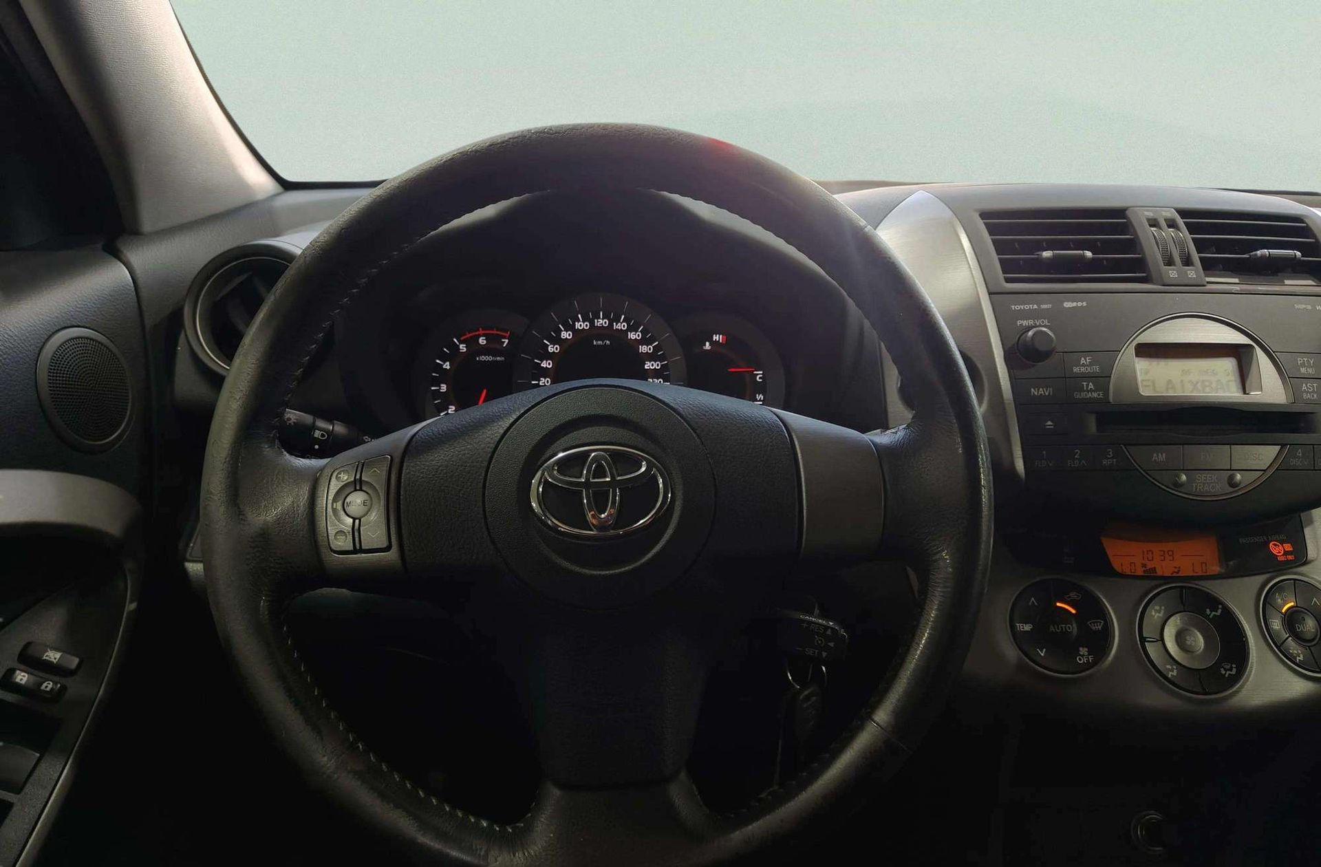 Toyota RAV4 2.2 D-4D Cross Sport Sol - foto 19