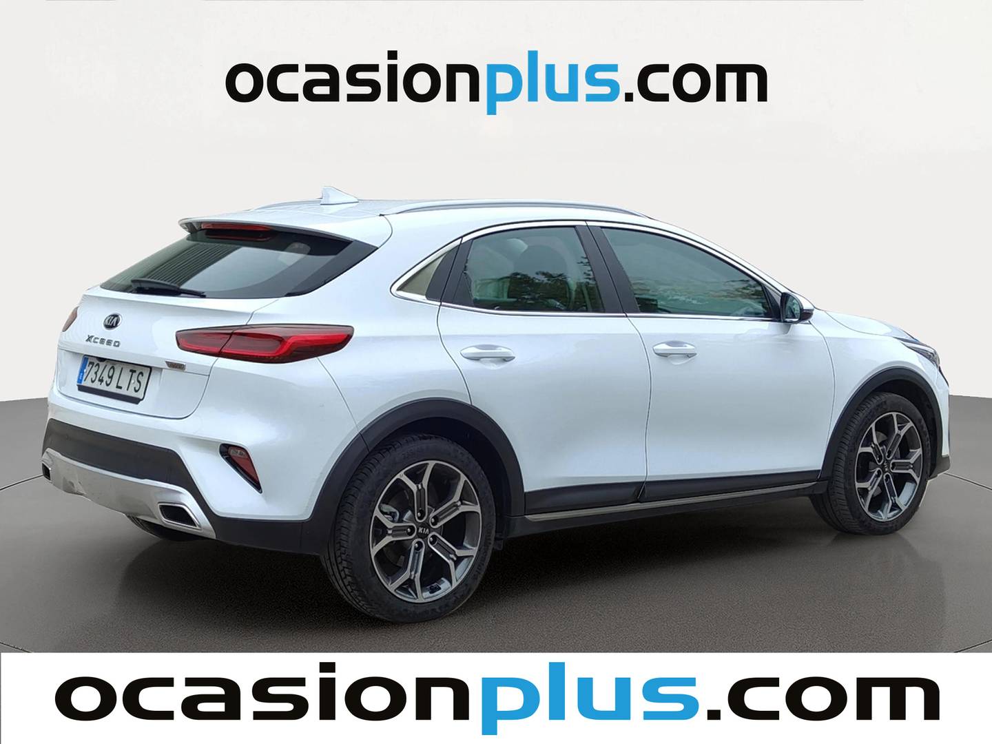 Foto trasera KIA XCeed KIA XCeed 1.6 MHEV iMT Tech (136 CV) derecha