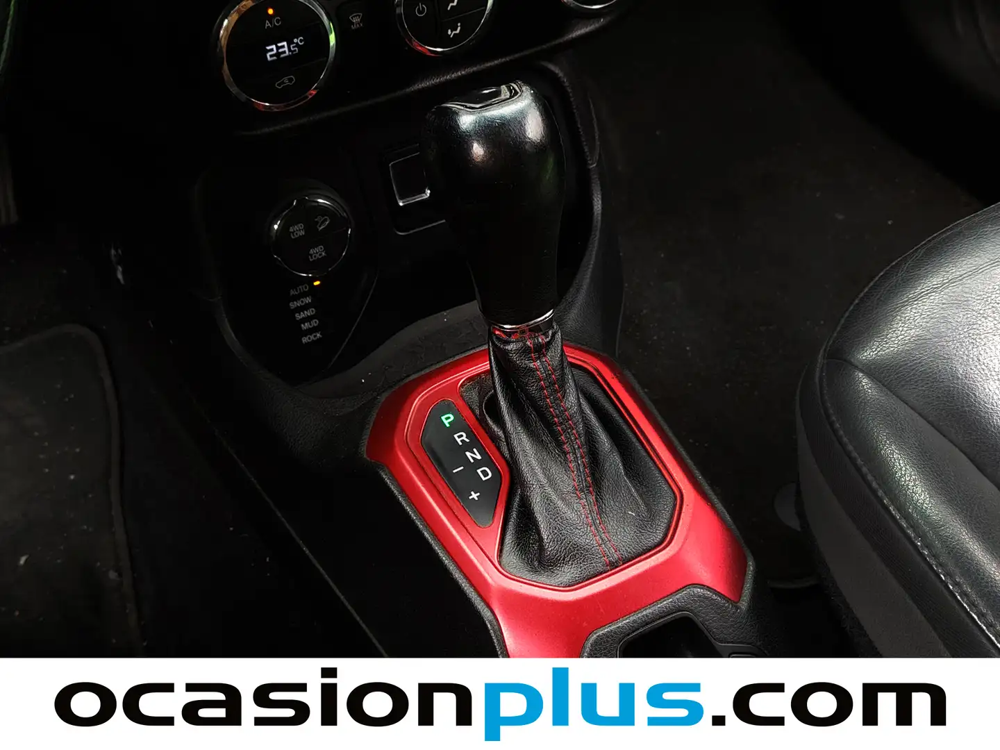 Foto Jeep Renegade Jeep Renegade 2.0 Multijet Trailhawk 4x4 AD Low Auto (170 CV)